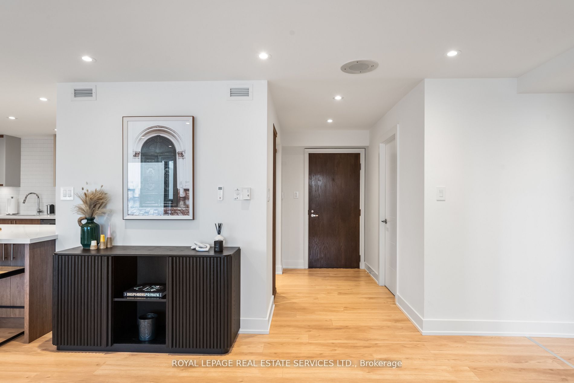 175 Cumberland Street 2008, Toronto, ON M5R 3M9 photo 5