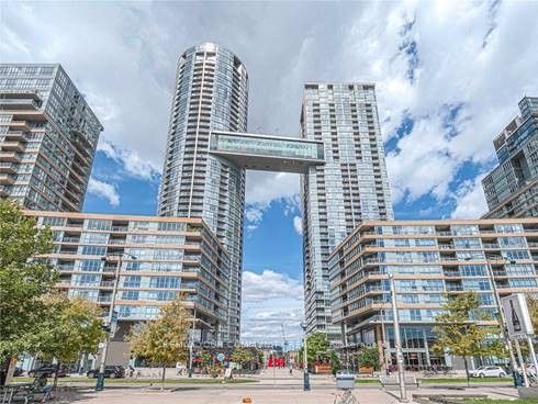 21 Iceboat Terrace 1026, Toronto, ON M5V 4A9
