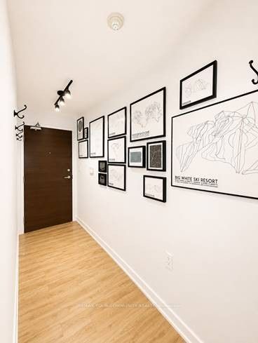 21 Iceboat Terrace 1026, Toronto, ON M5V 4A9 photo 2