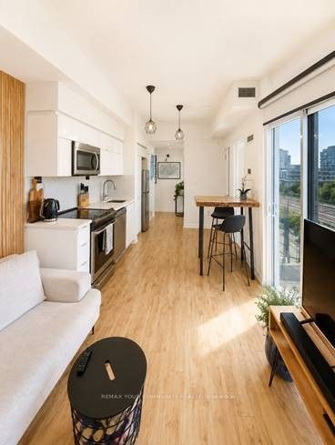 21 Iceboat Terrace 1026, Toronto, ON M5V 4A9 photo 5