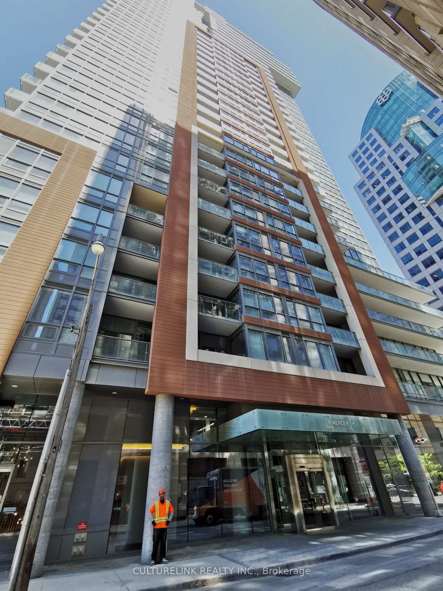 8 Mercer Street 1712, Toronto, ON M5V 0C4 photo 2