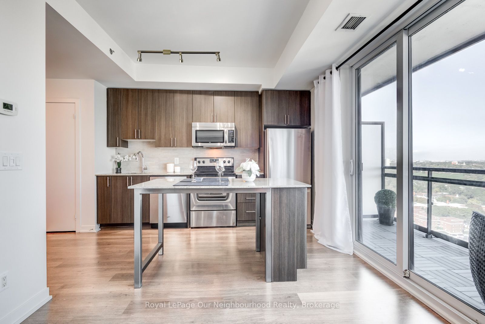 255 Sackville Street 2312, Toronto, ON M5A 3H1 photo 4