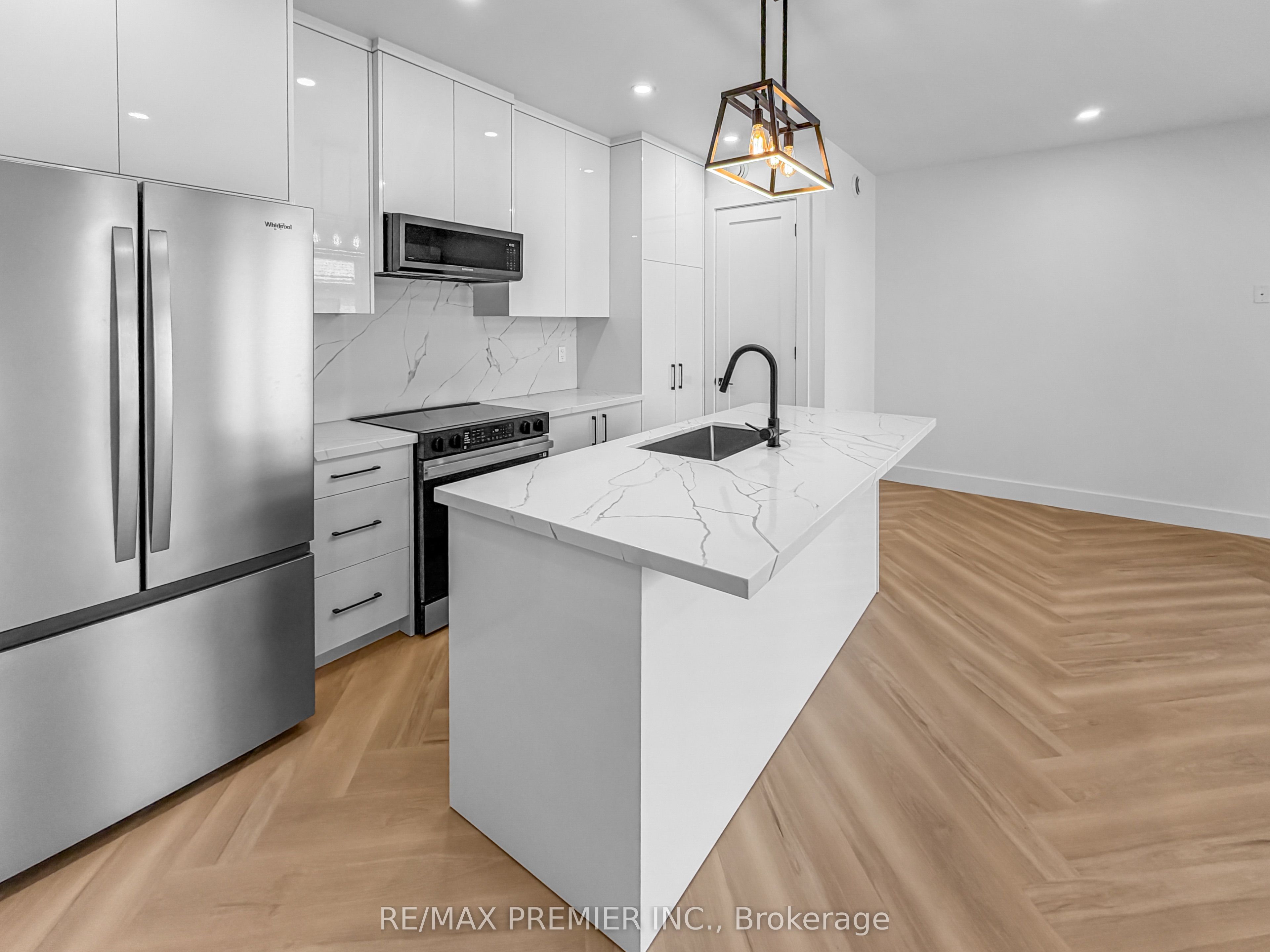 757 Dufferin Street Garden Suite, Toronto, ON M6H 3K5 photo 5