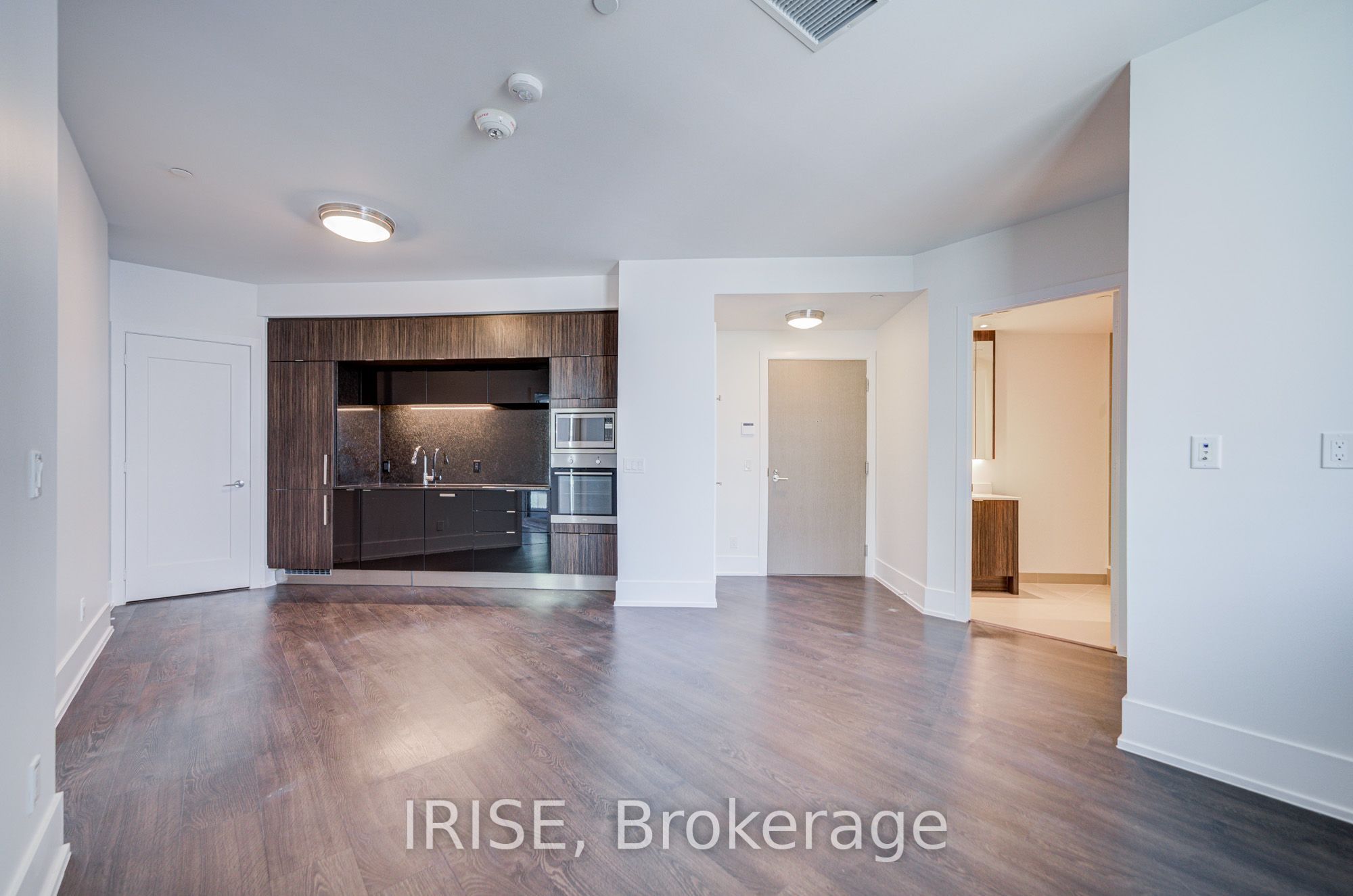 1 Edgewater Drive PH13, Toronto, ON M5A 0L1 photo 2
