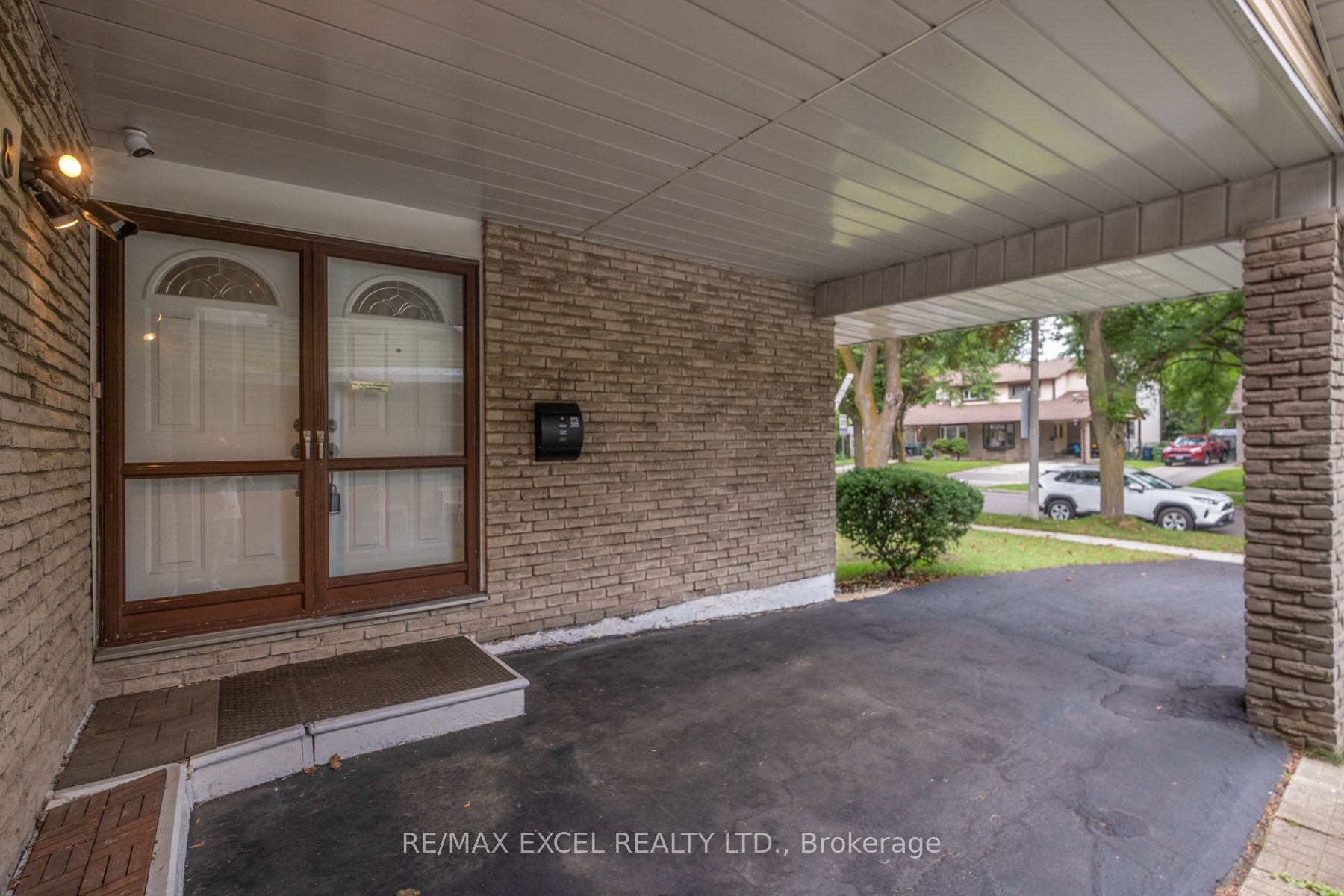 68 Applegate Crescent, Toronto, ON M2H 2R4 photo 2