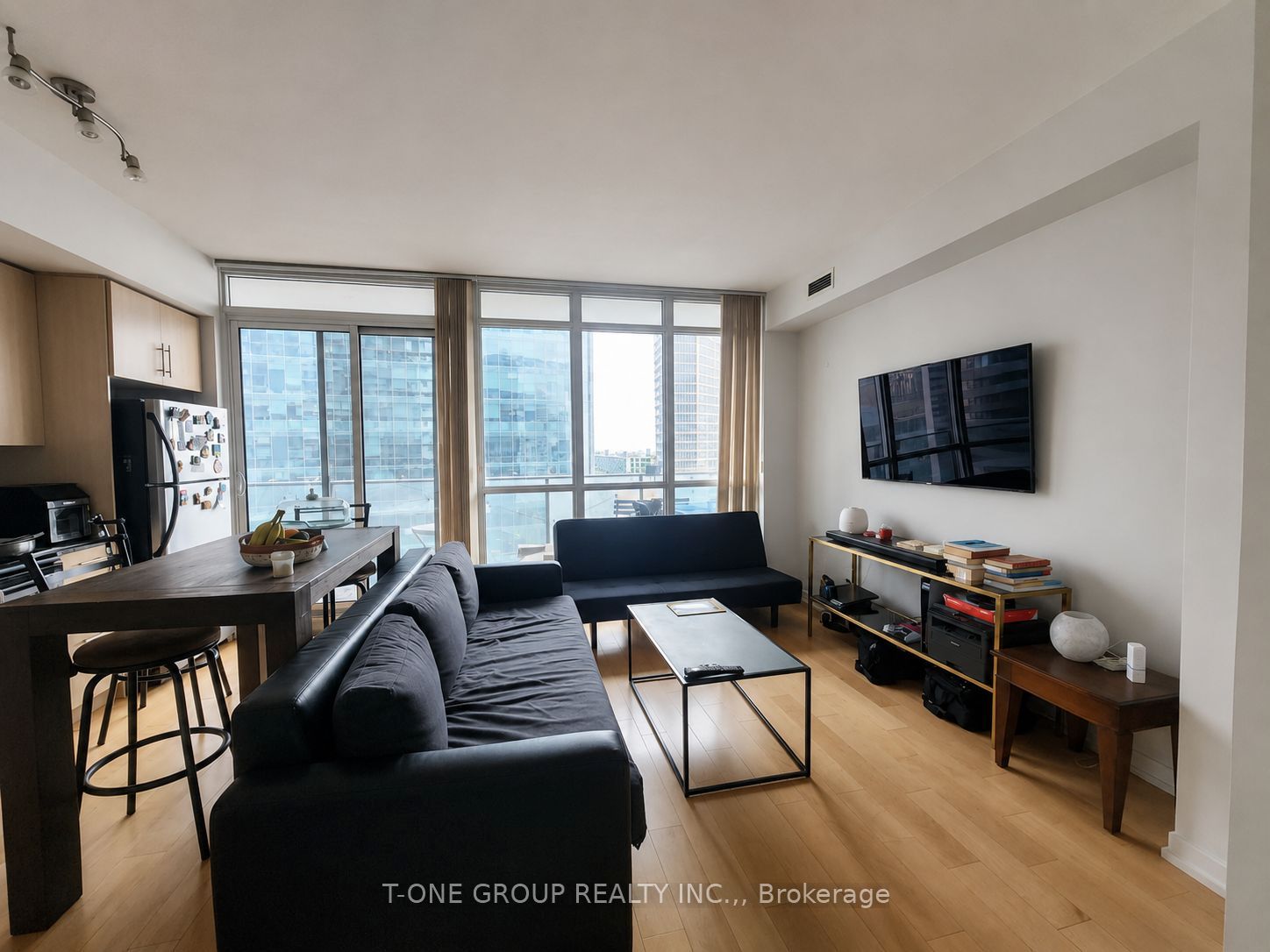 55 Bremner Boulevard 1309, Toronto, ON M5J 0A6 photo 2