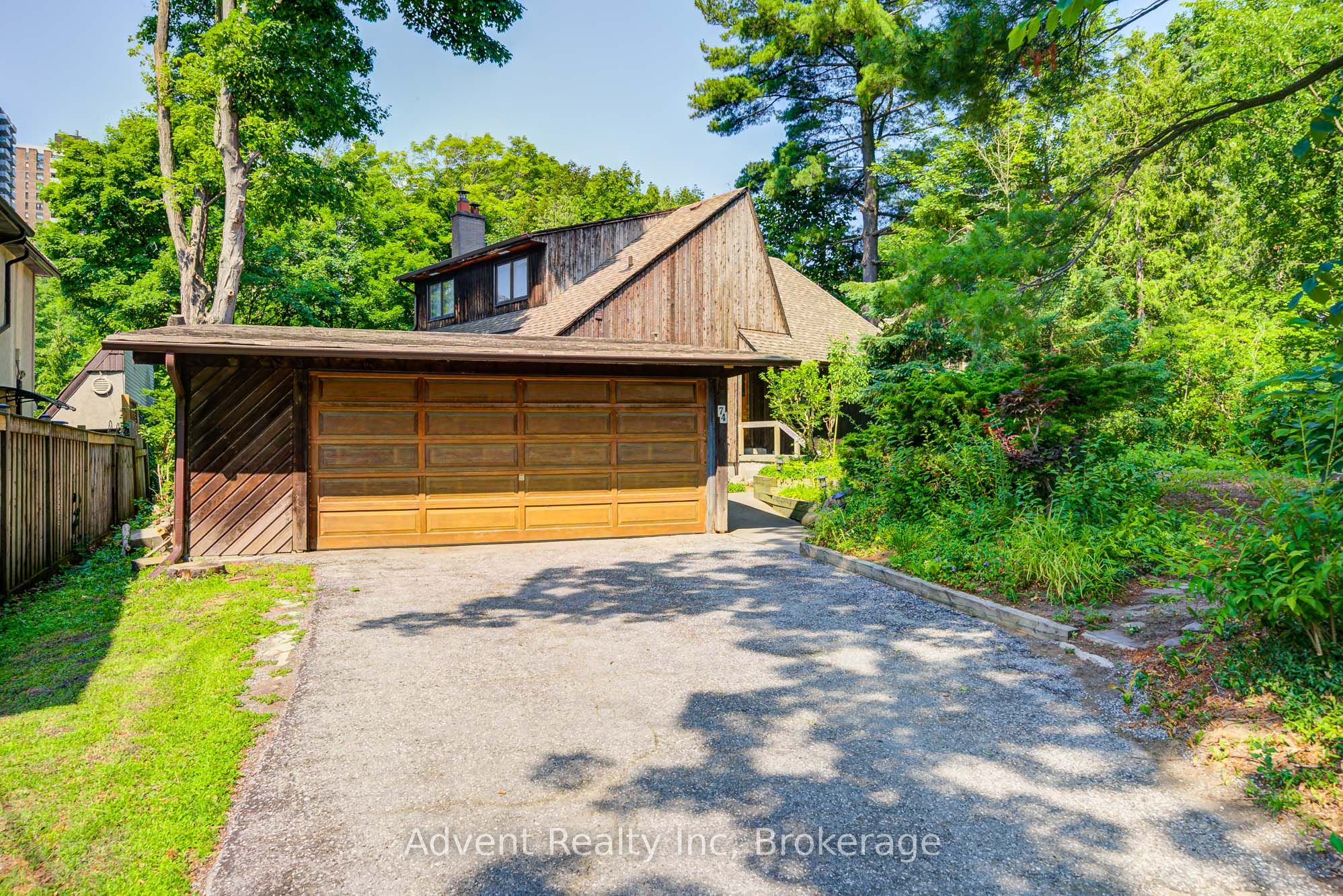 74 Don River Boulevard, Toronto, ON M2N 2M9