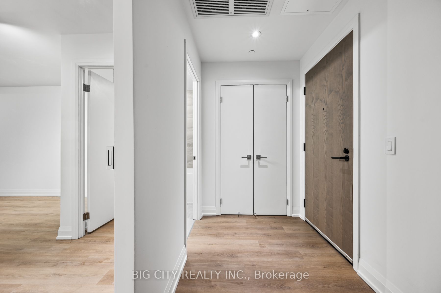 36 Brentcliffe Road M04, Toronto, ON M4G 0E1 photo 5