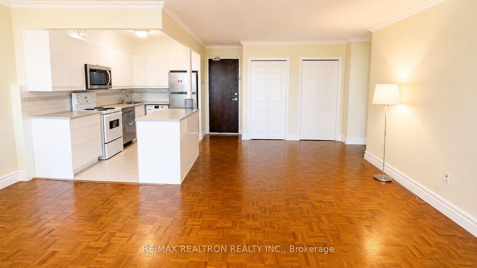 5949 Yonge Street 304, Toronto, ON M2M 3V8 photo 5