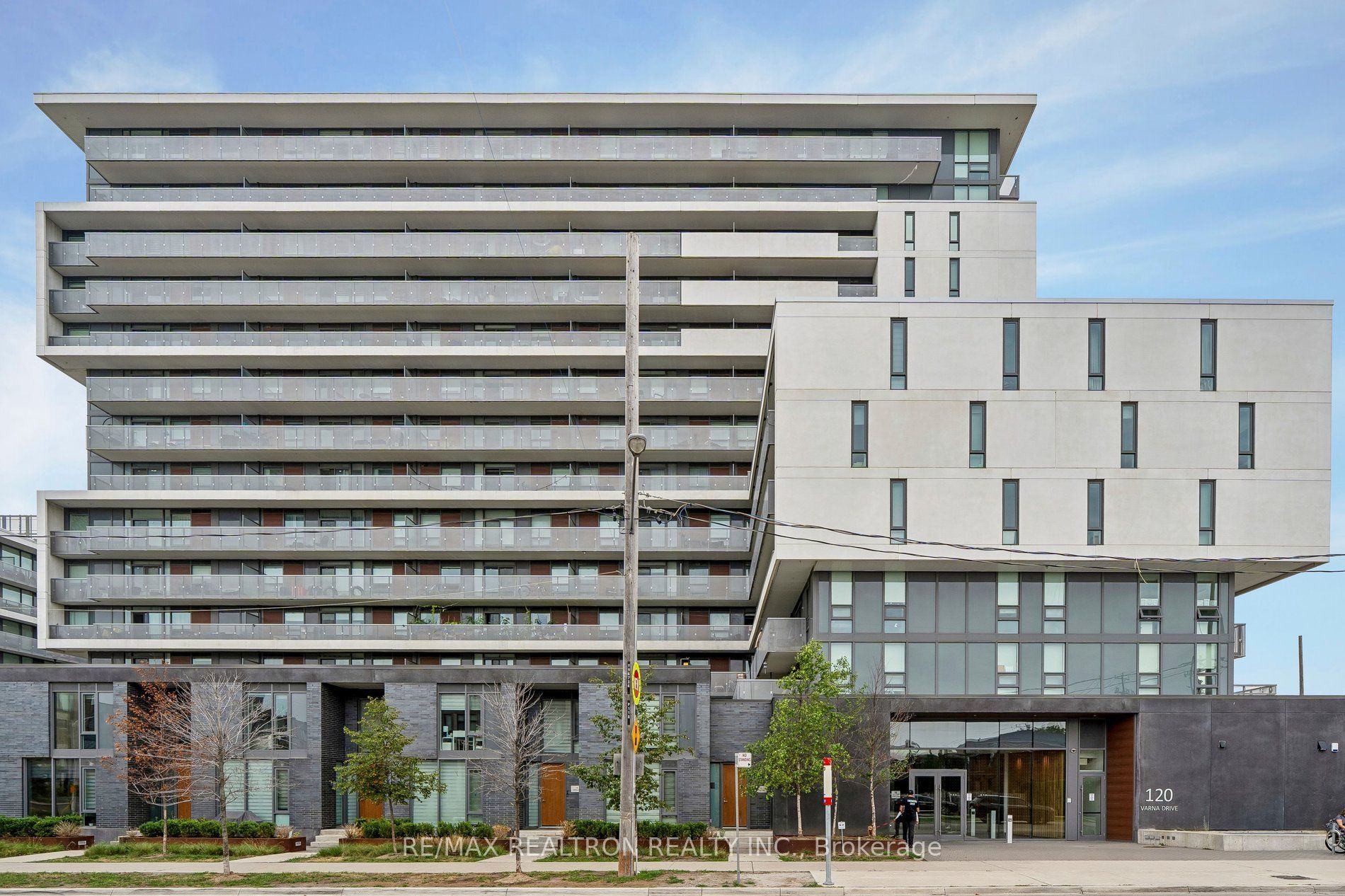120 Varna Drive 1106, Toronto, ON M6A 0B3 photo 2