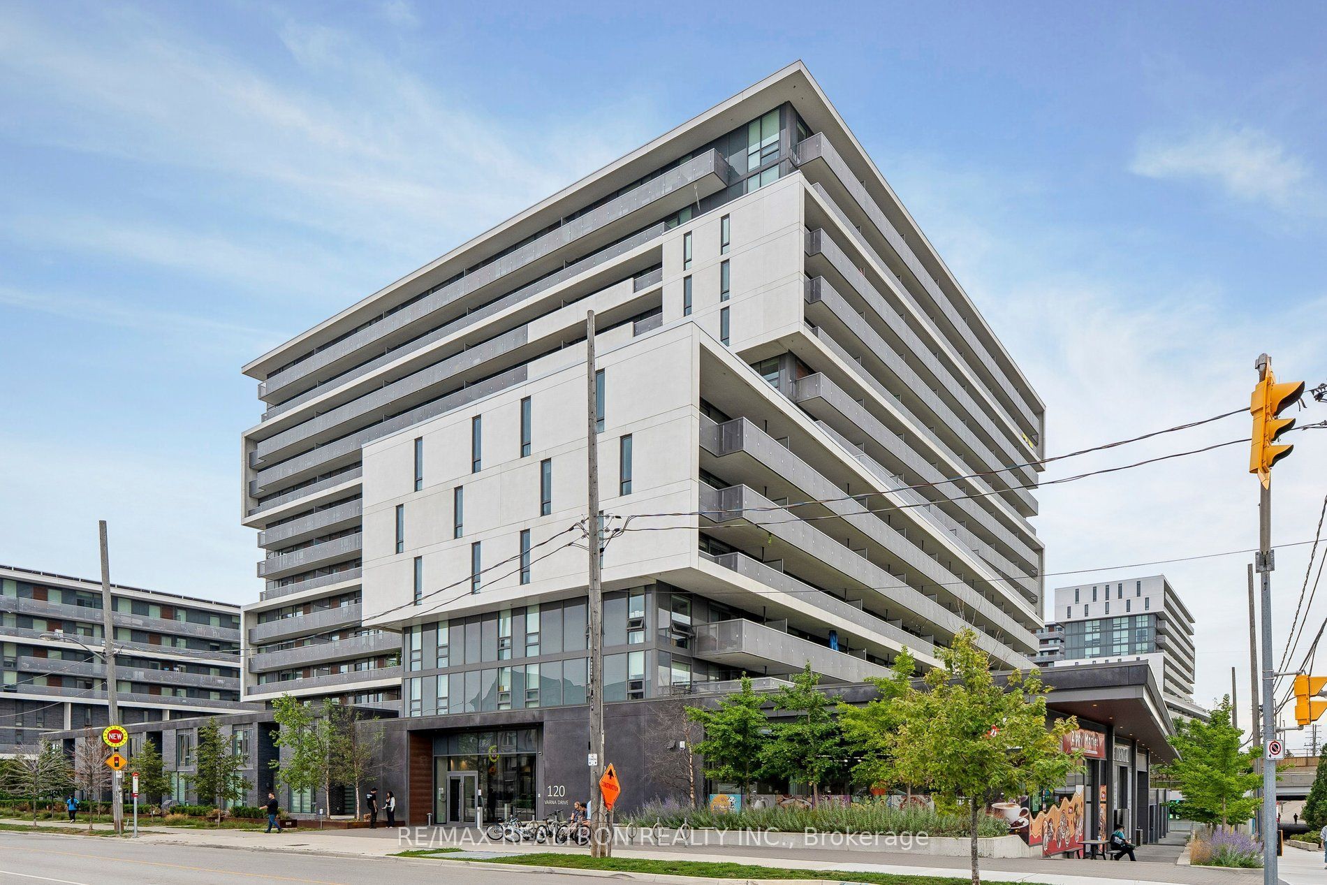 120 Varna Drive 1106, Toronto, ON M6A 0B3 photo 3