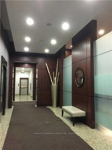 18 Parkview Avenue 2112, Toronto, ON M2N 7H7 photo 5