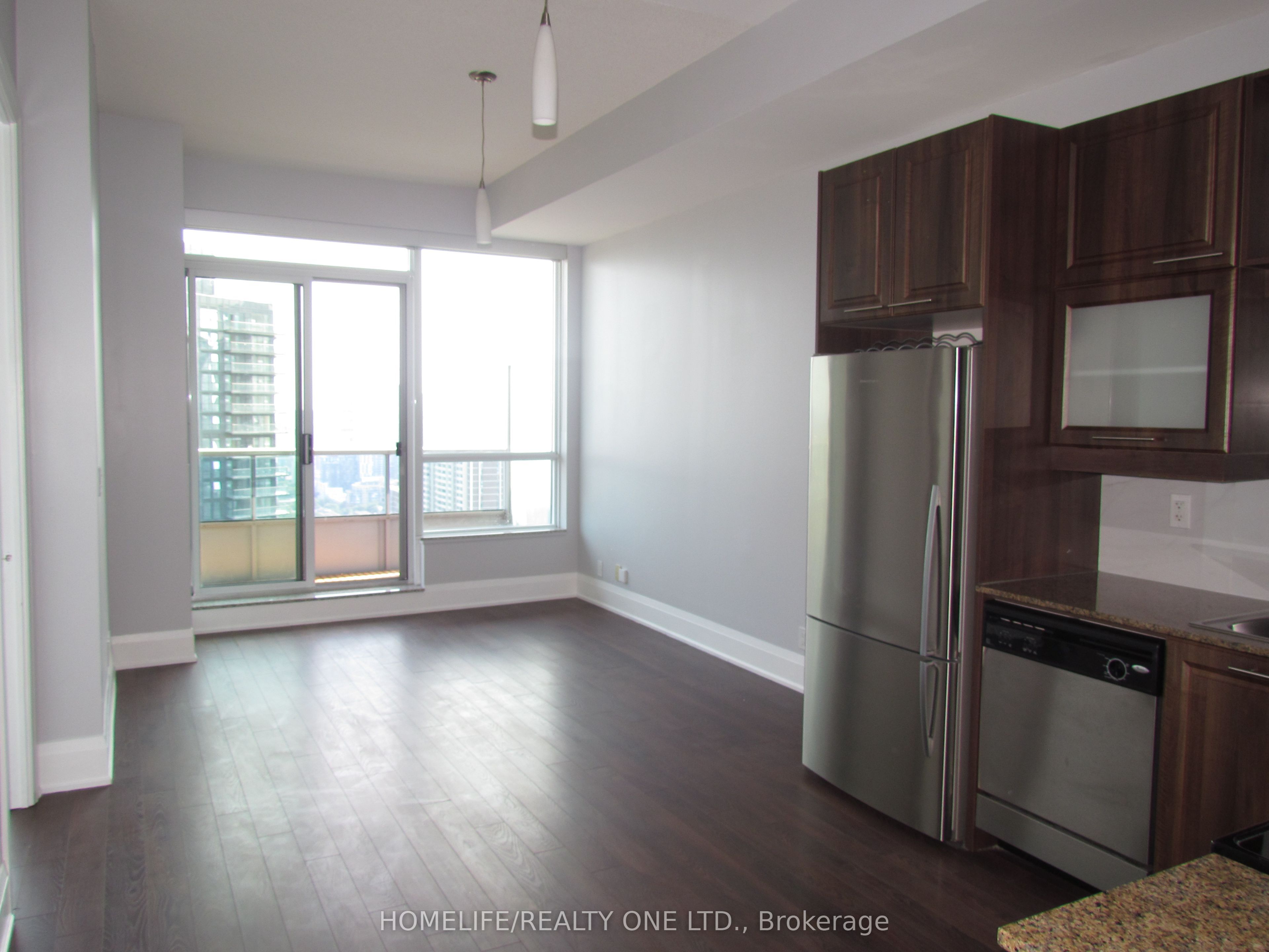 500 Sherbourne Street S 3104, Toronto, ON M4X 1L1 photo 4
