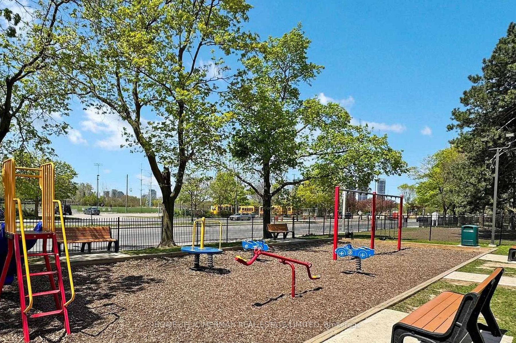 735 Don Mills Road 706, Toronto, ON M3C 1S9 photo 5
