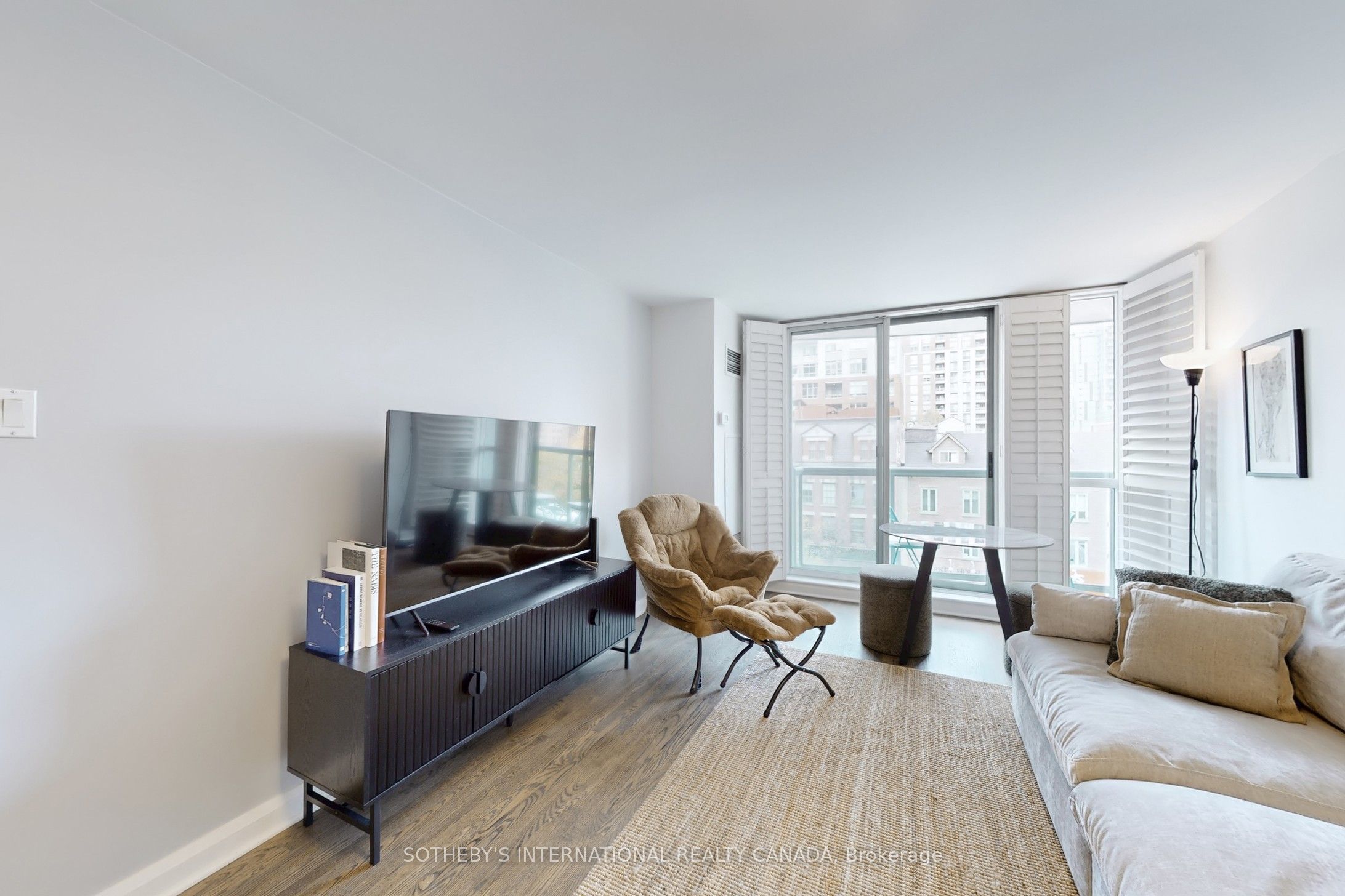 109 Front Street E 501, Toronto, ON M5A 0E3 photo 5
