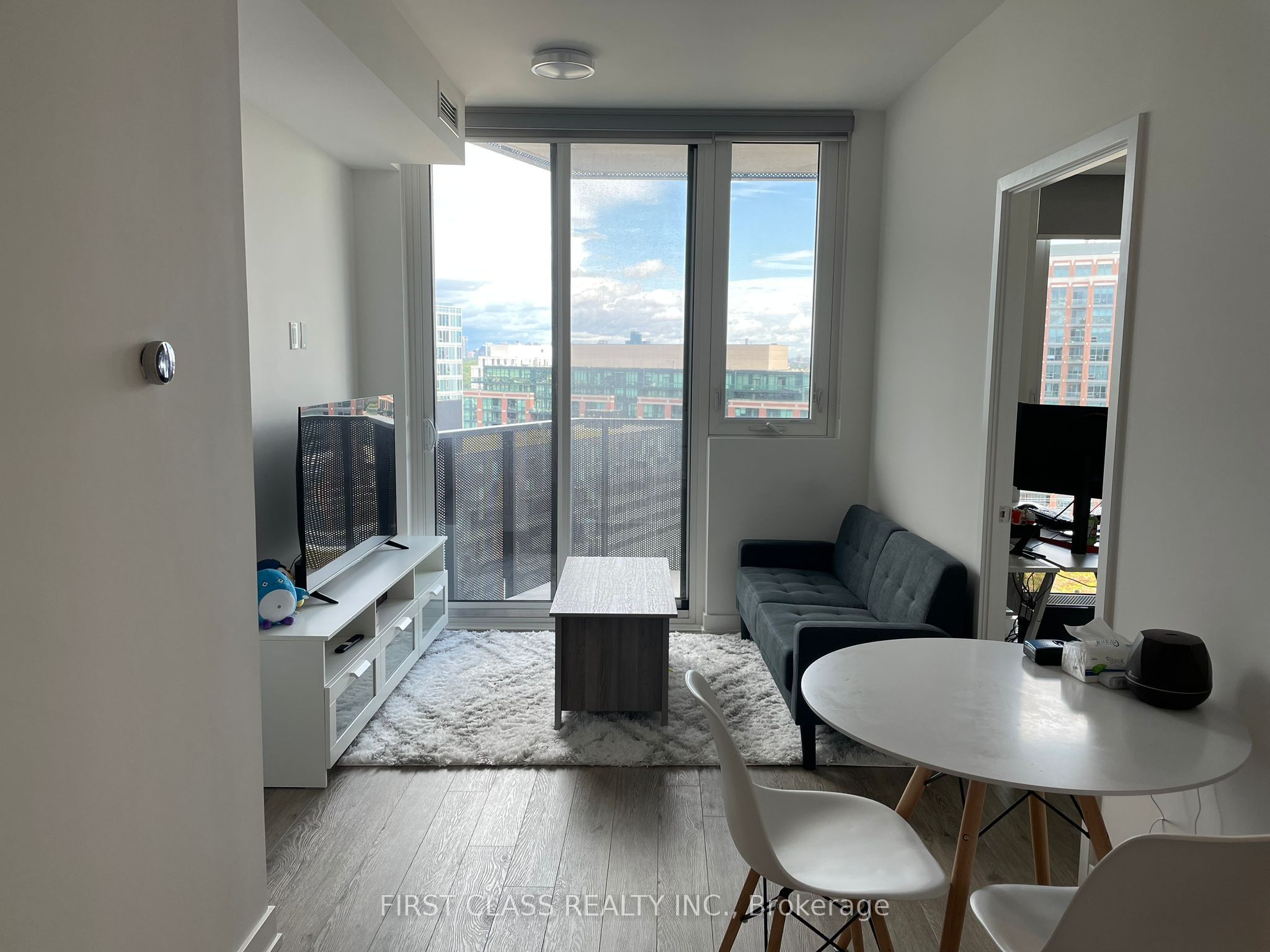 30 Tretti Way 1217, Toronto, ON M3H 0E3 photo 3