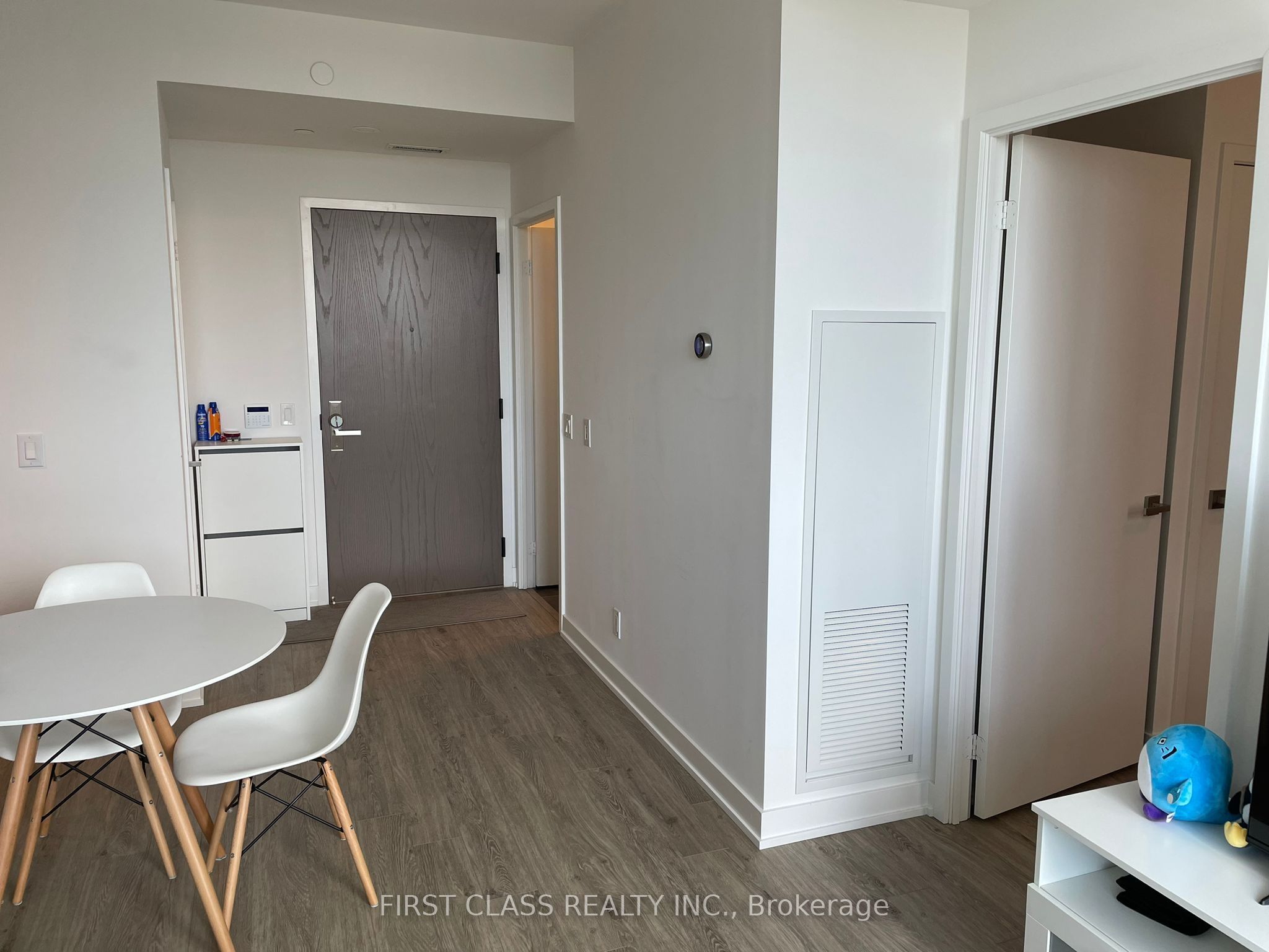 30 Tretti Way 1217, Toronto, ON M3H 0E3 photo 5