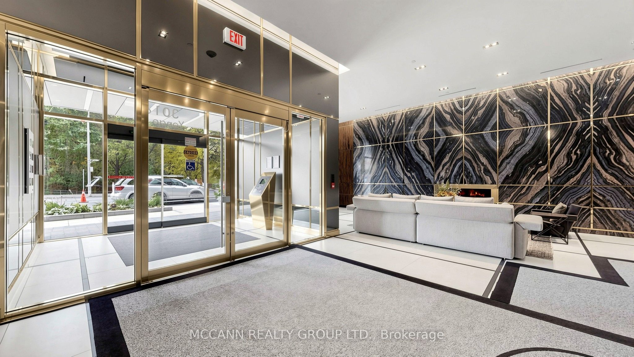 3018 Yonge Street 1112, Toronto, ON M4N 0A5 photo 4