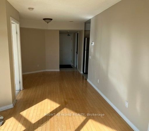 30 Harrison Garden Boulevard 503, Toronto, ON M2N 7A9 photo 5
