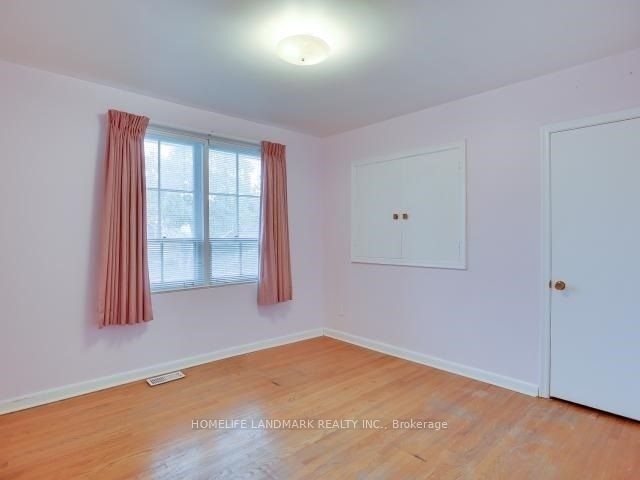 18 Paultiel Drive, Toronto, ON M2M 3P3 photo 5