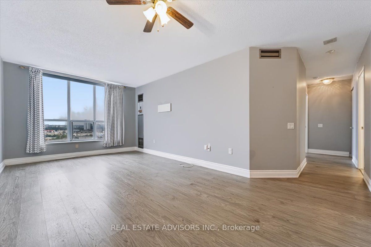 21 Overlea Boulevard Ph#07, Toronto, ON M4H 1P2 photo 3