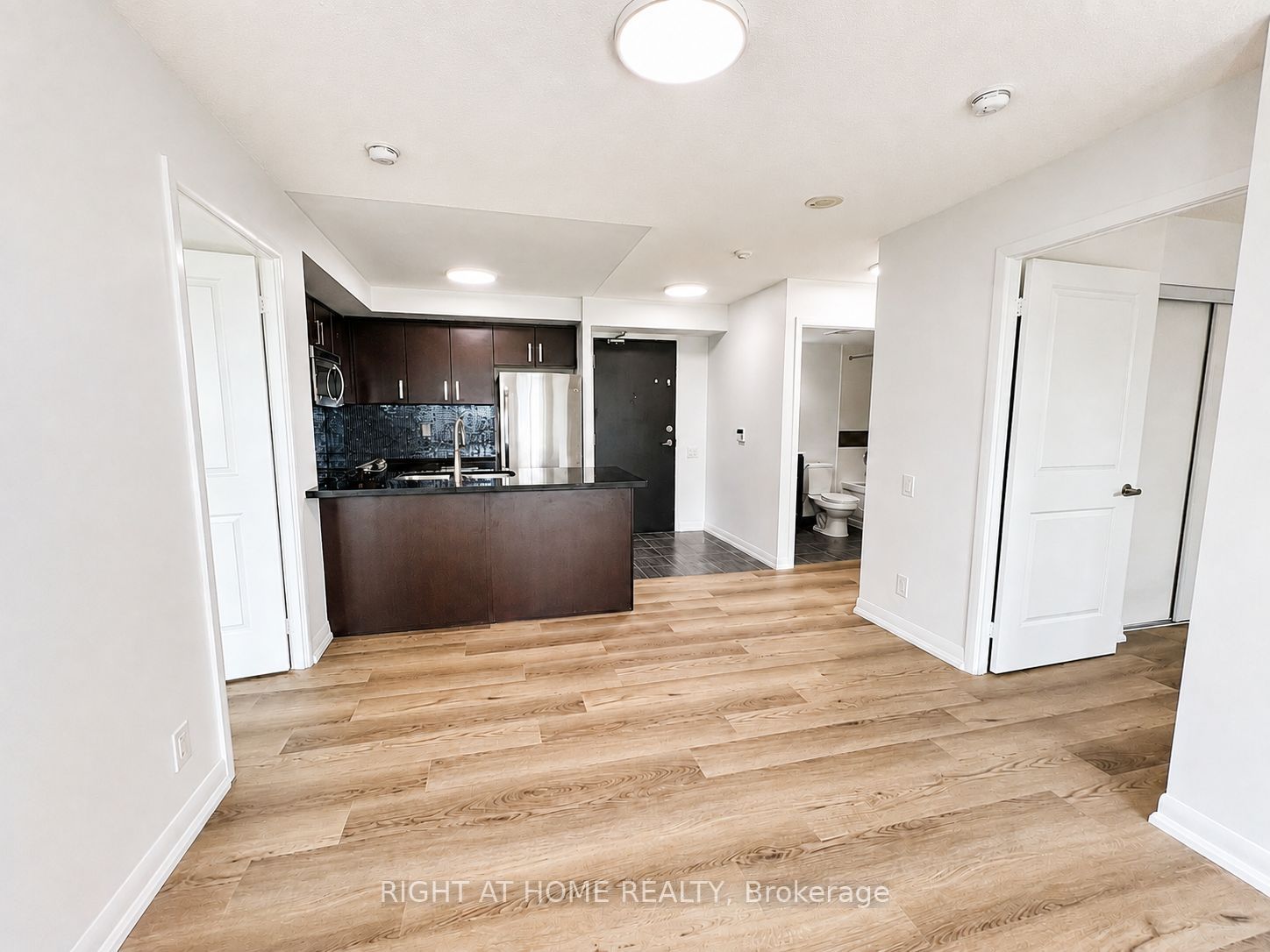 17 Anndale Drive 809, Toronto, ON M2N 2W7 photo 5