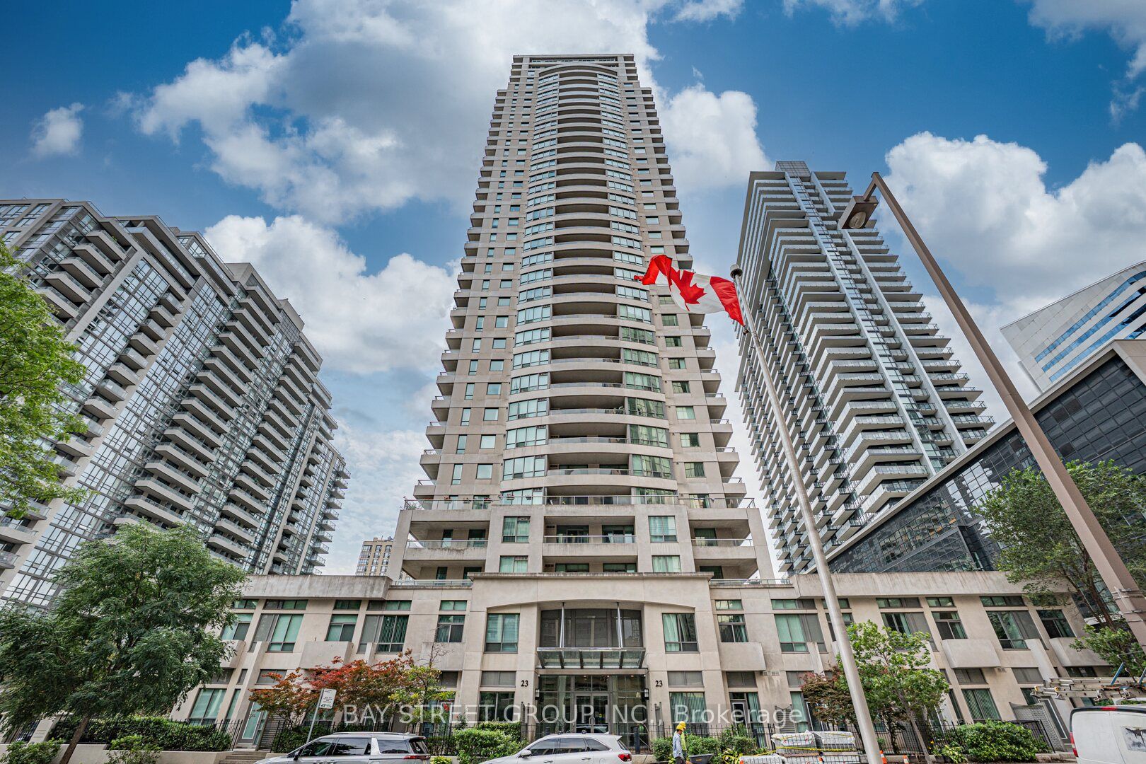 23 Hollywood Avenue 3802, Toronto, ON M2N 7L8