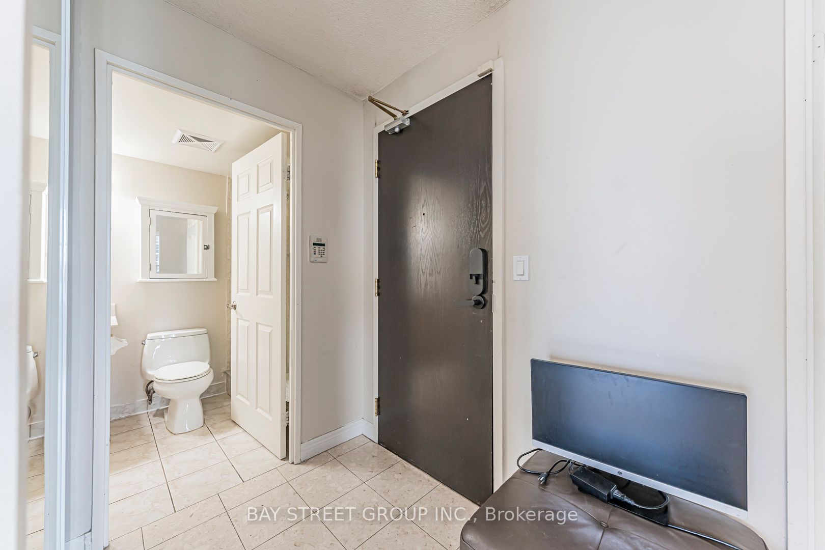 23 Hollywood Avenue 3802, Toronto, ON M2N 7L8 photo 5