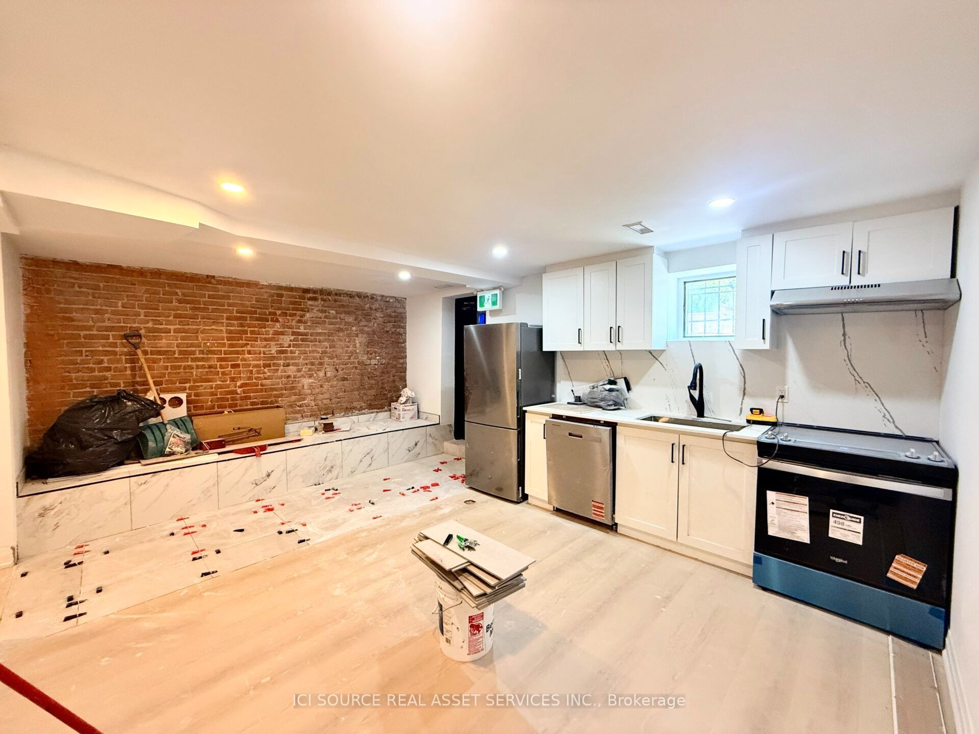 36 Brunswick Avenue 6, Toronto, ON M5S 2L7