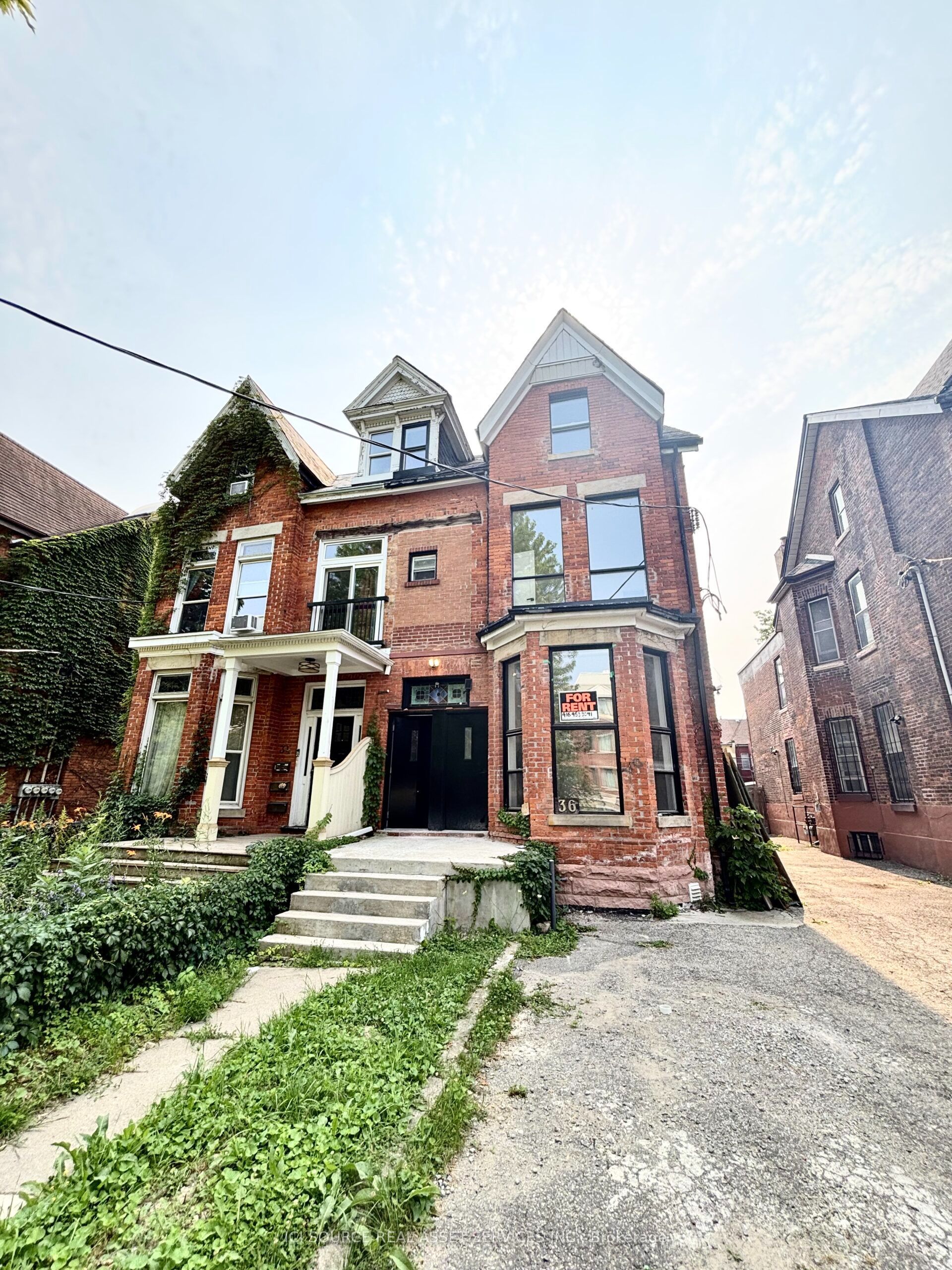 36 Brunswick Avenue 6, Toronto, ON M5S 2L7 photo 2