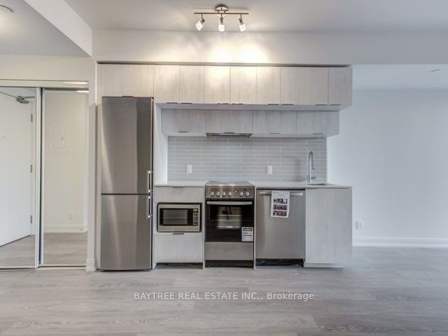 181 Dundas Street E 1609, Toronto, ON M5A 0N5 photo 2