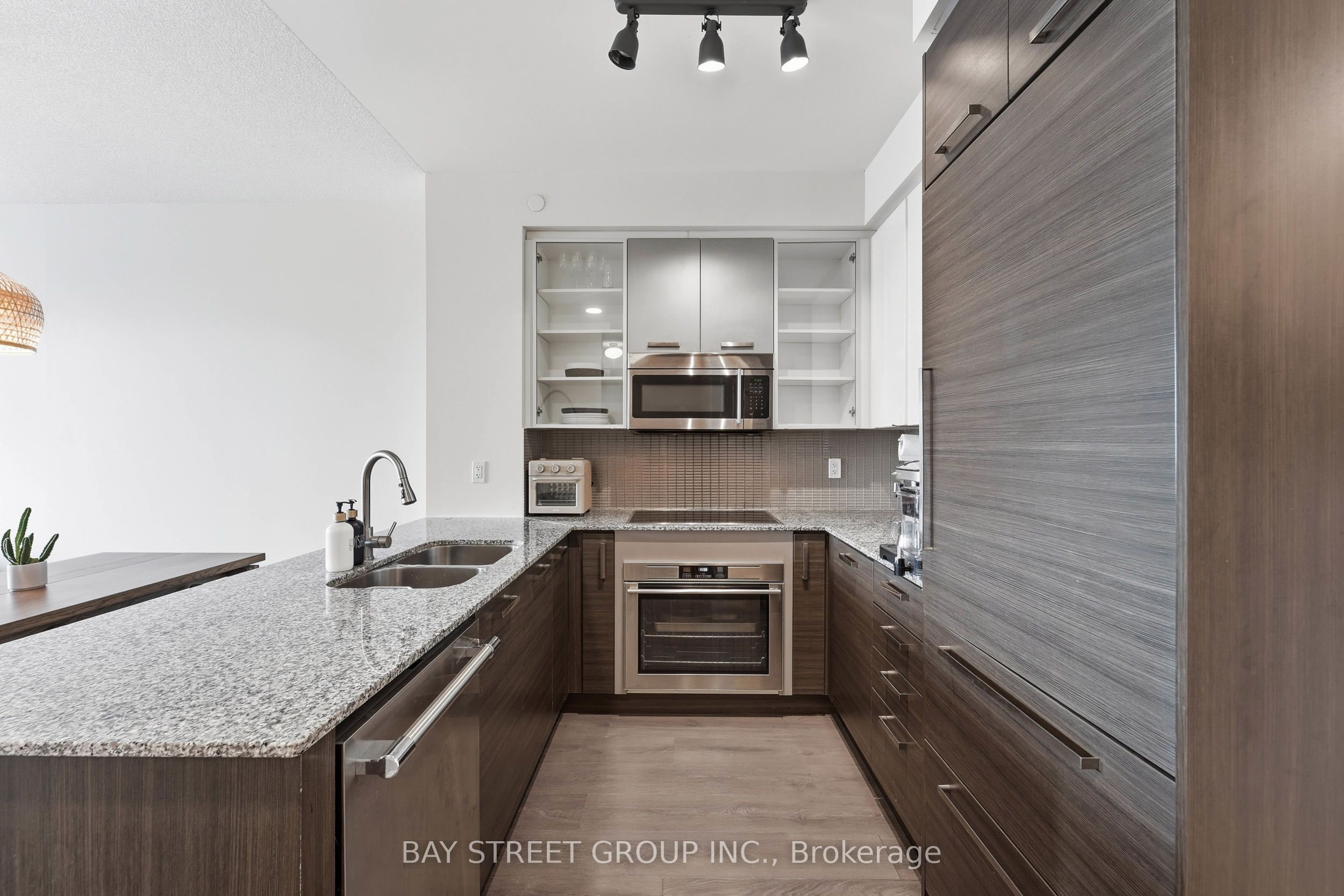 5168 Yonge Street 3602, Toronto, ON M2N 0G1 photo 5