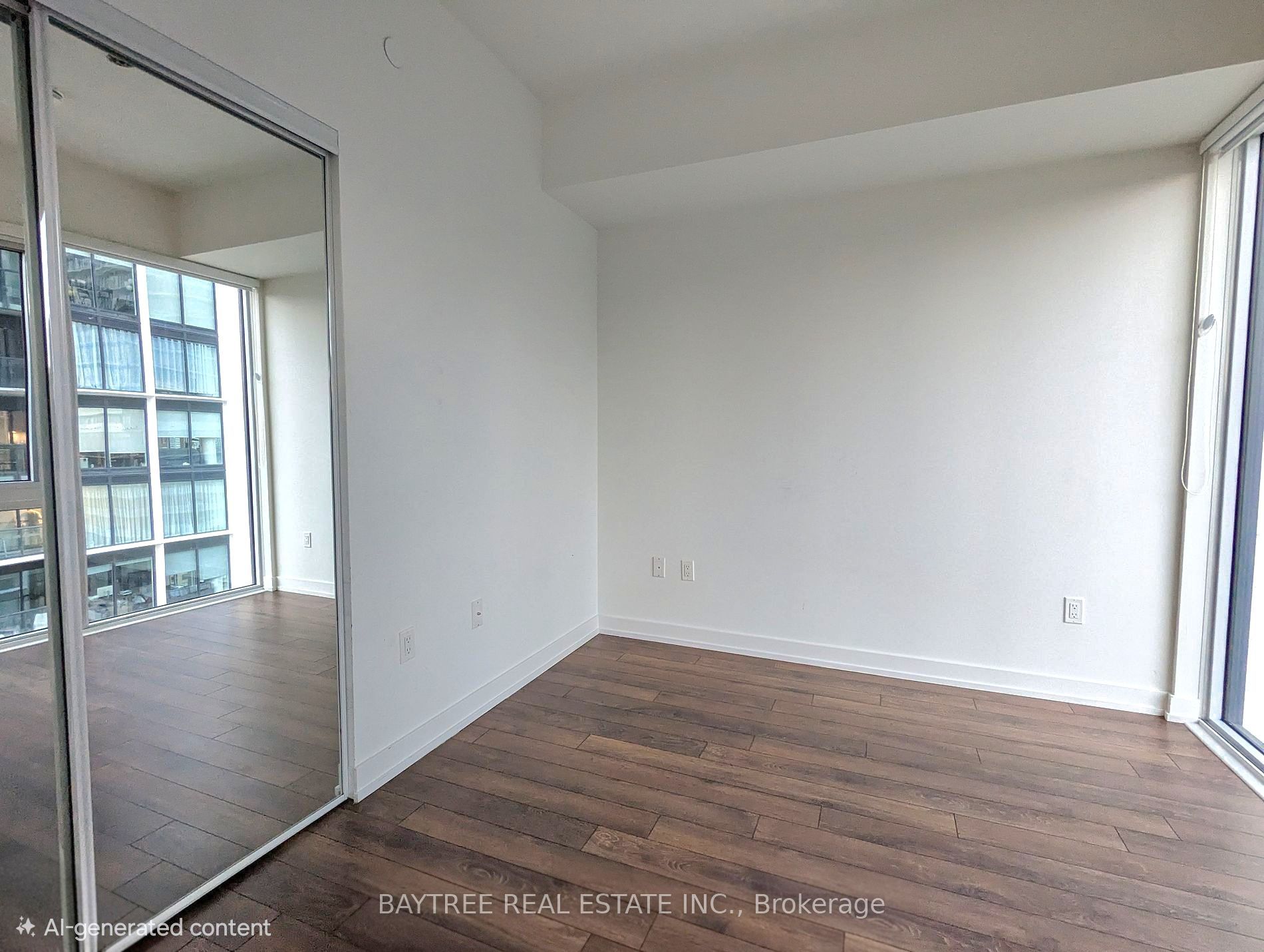 158 Front Street E 1917, Toronto, ON M5A 0K9 photo 4