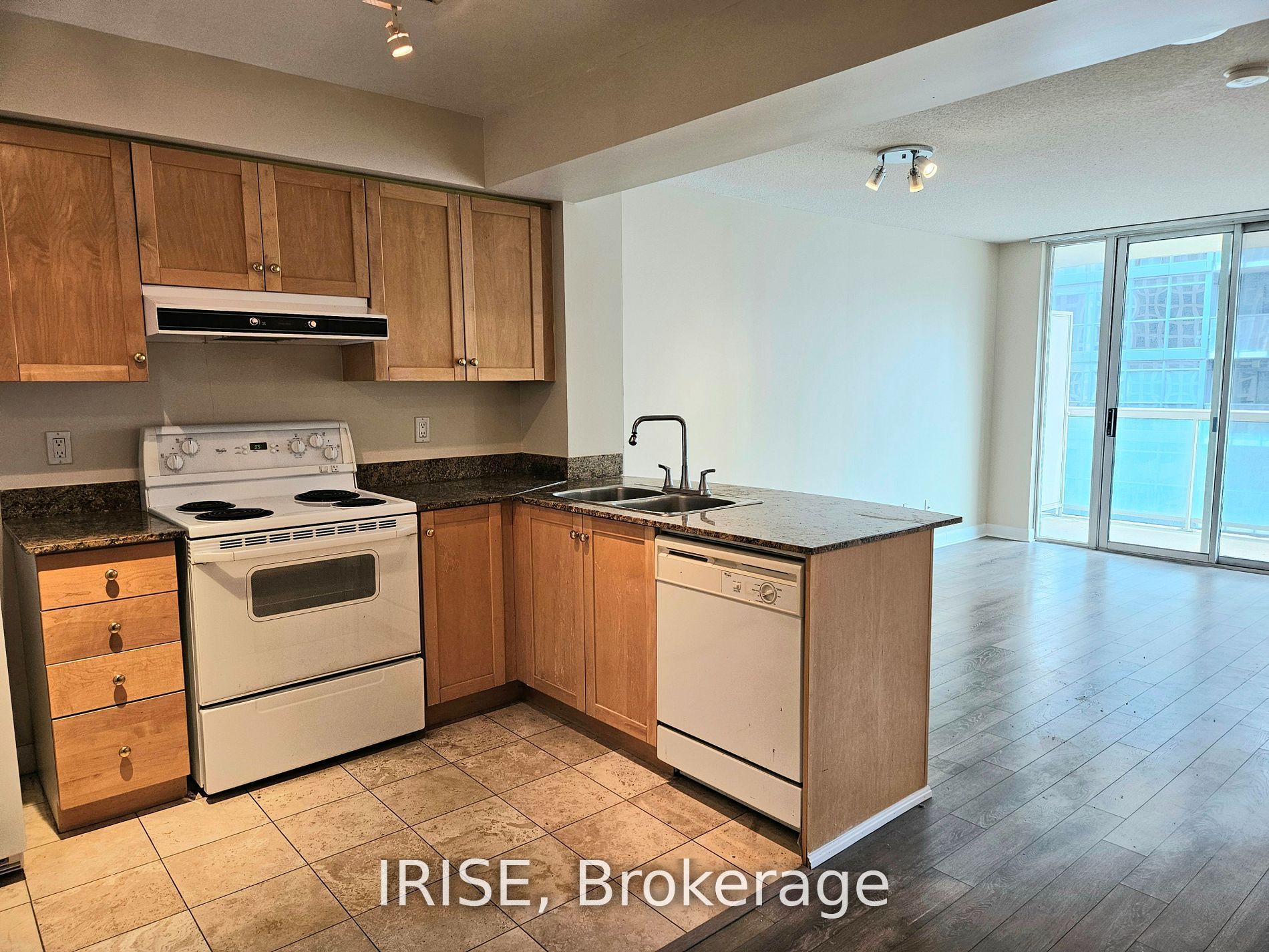 323 Richmond Street E 611, Toronto, ON M5A 4R3