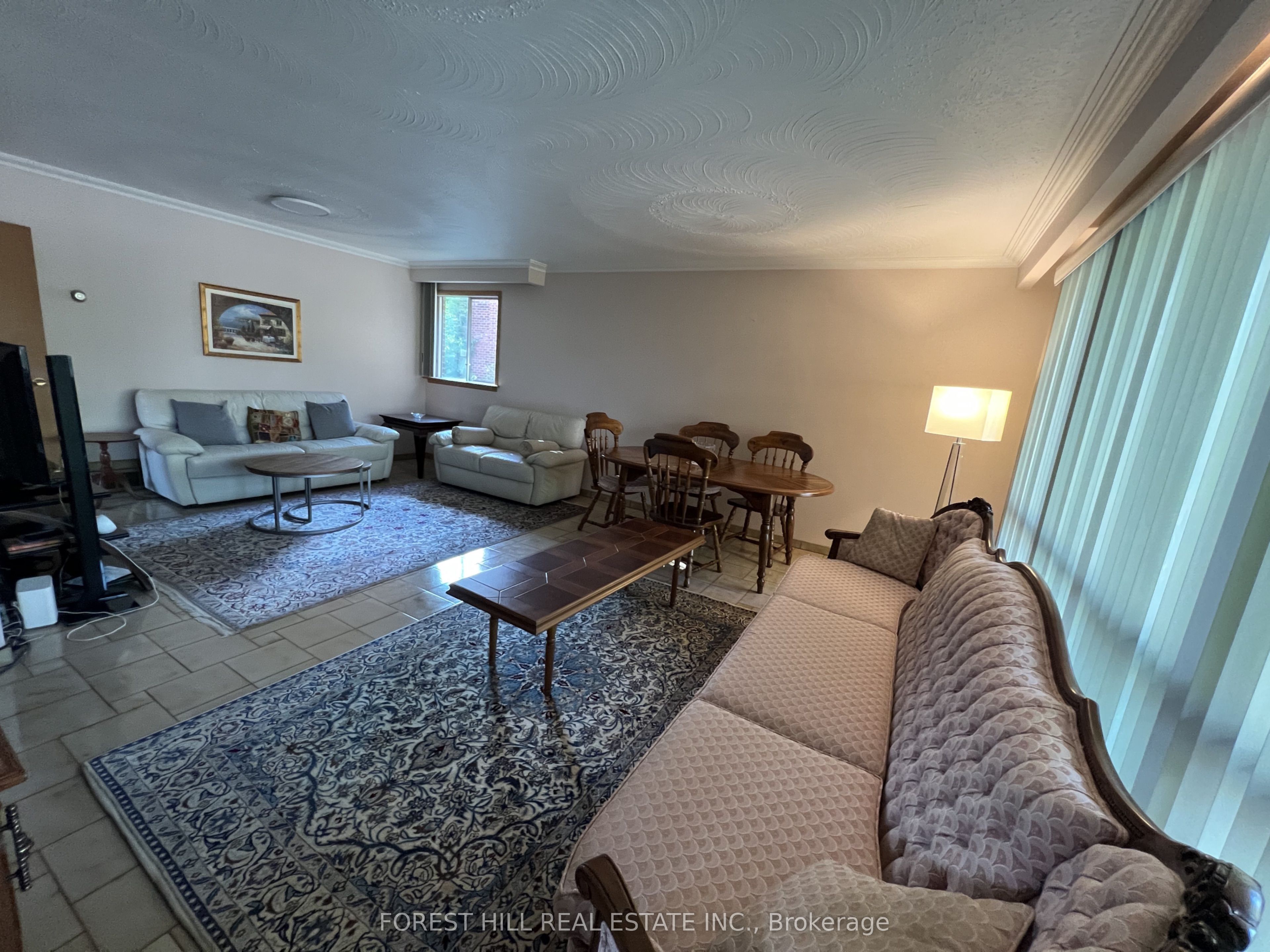 444 Longmore Street Main, Toronto, ON M2N 5C3 photo 2