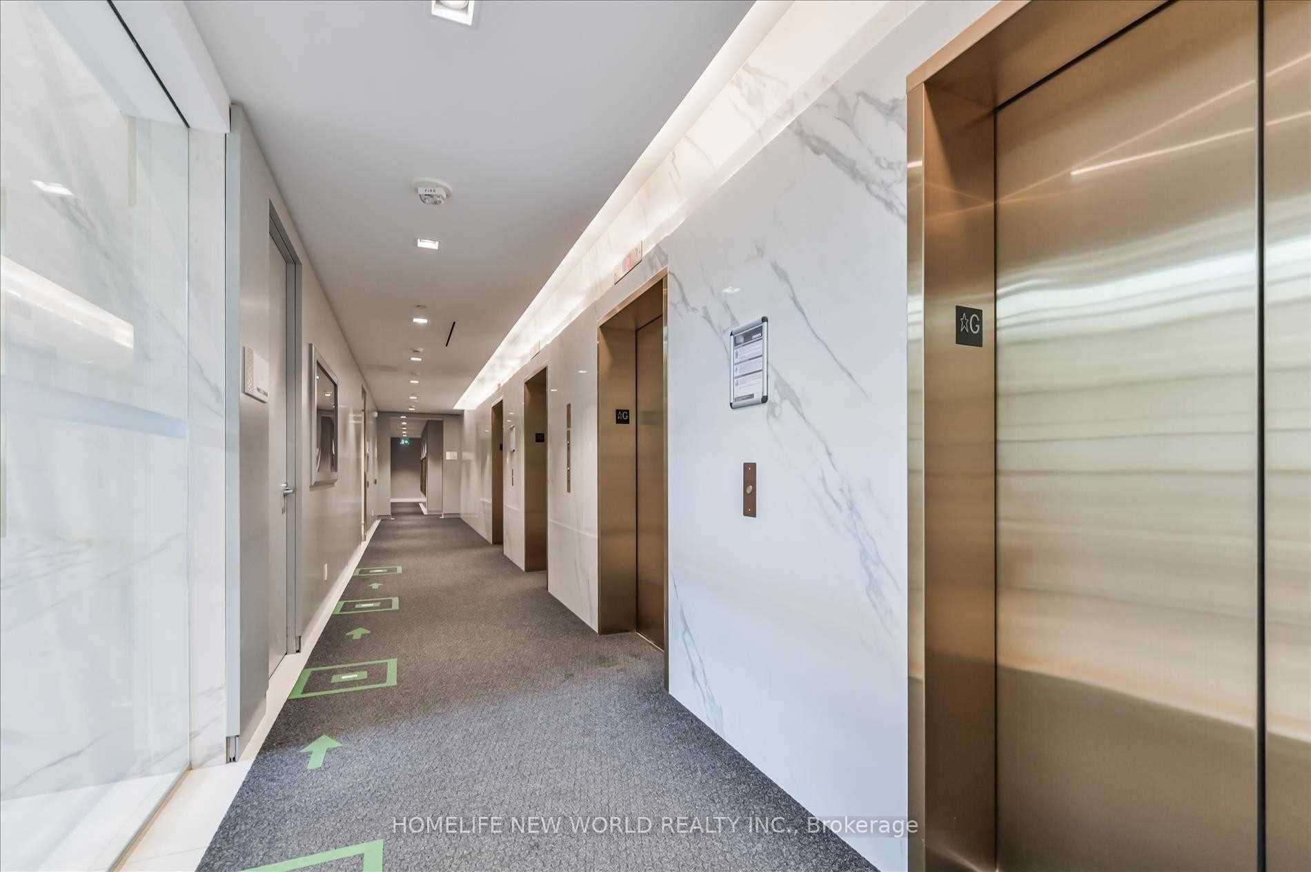 85 Wood Street 1812, Toronto, ON M4Y 0E8 photo 4