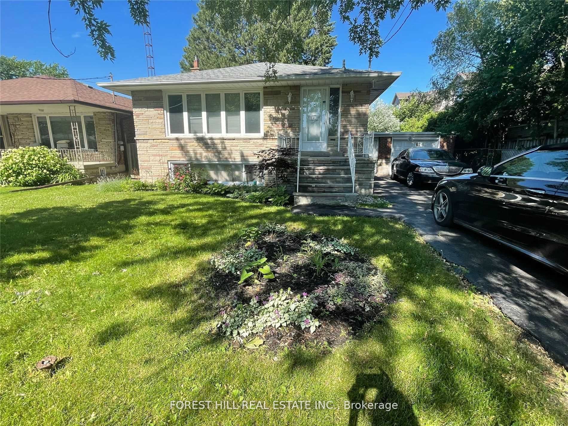 61 Bryant Street Main, Toronto, ON M3H 5A5 photo 2