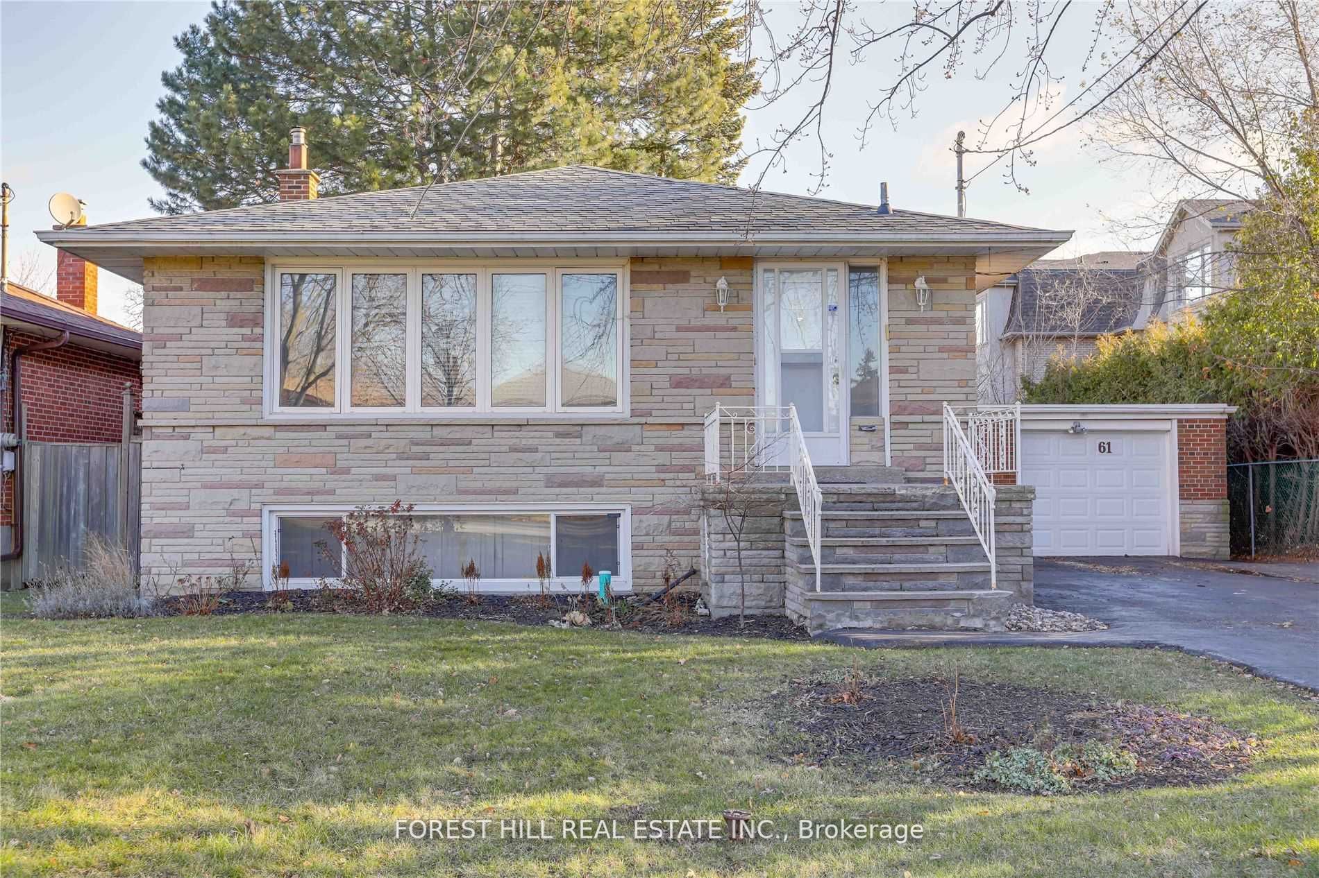 61 Bryant Street Main, Toronto, ON M3H 5A5 photo 4