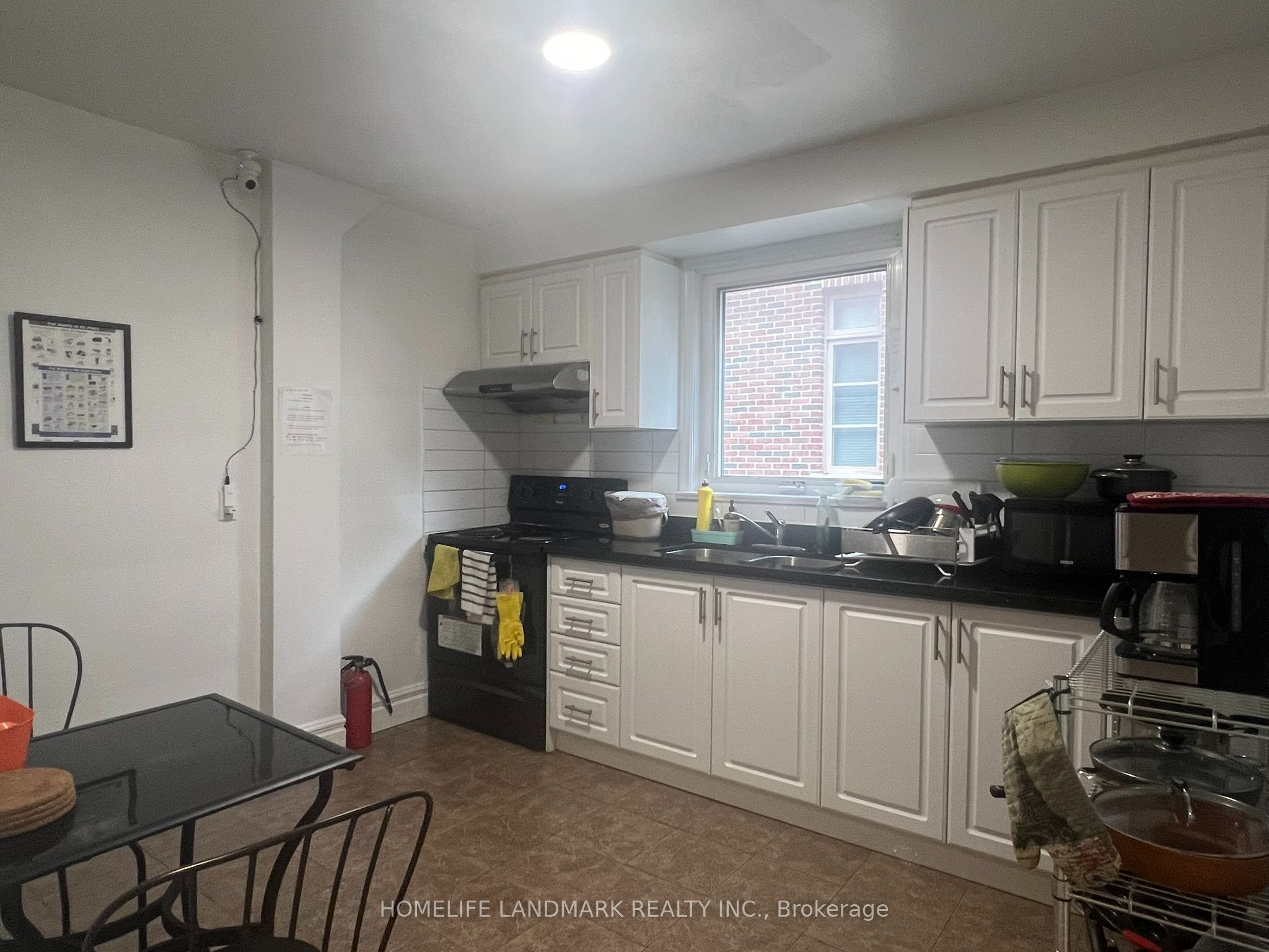 228 Hollywood Avenue, Toronto, ON M2N 3K6 photo 3