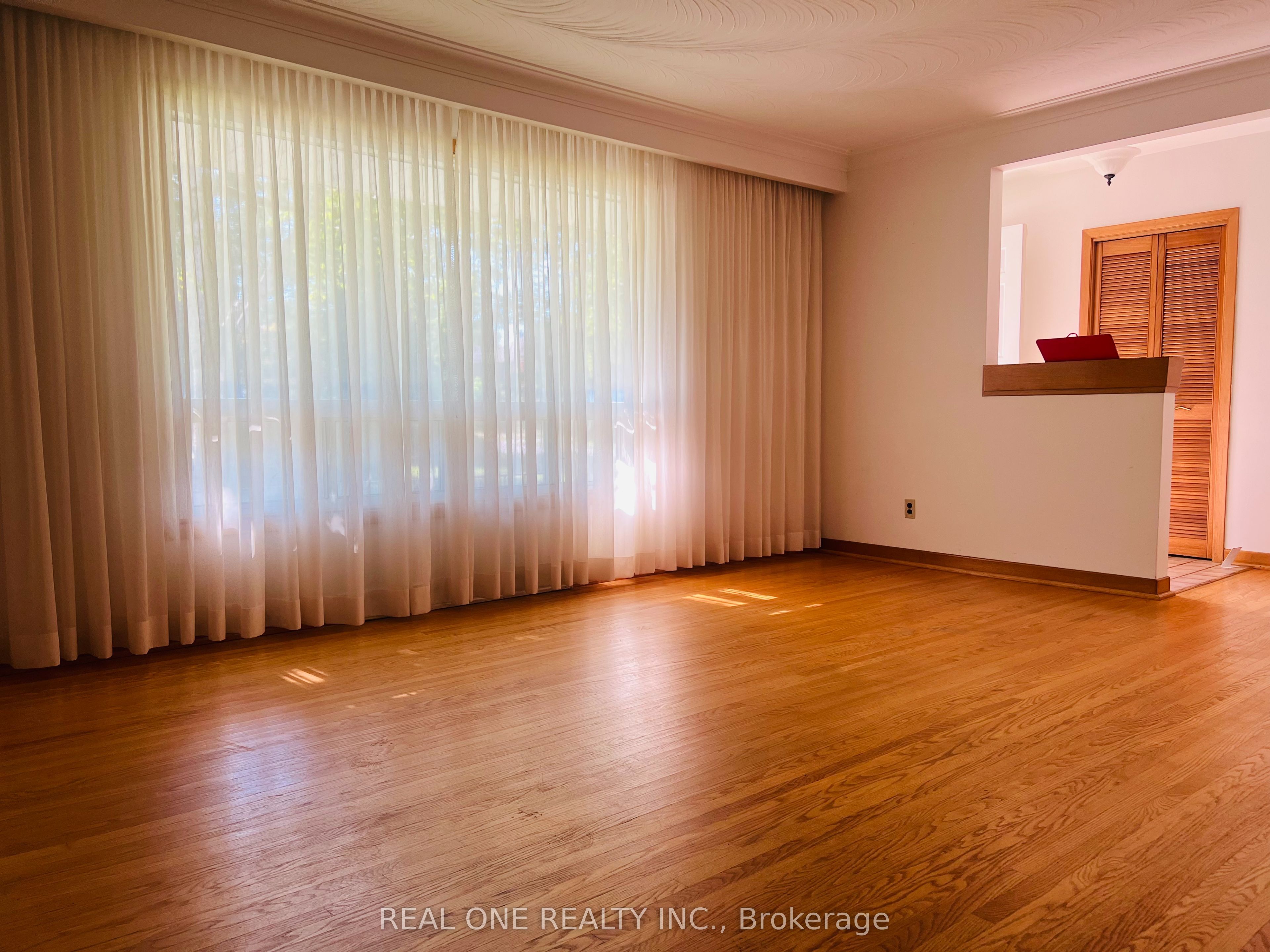 275 Parkview Avenue, Toronto, ON M2N 3Z3 photo 4