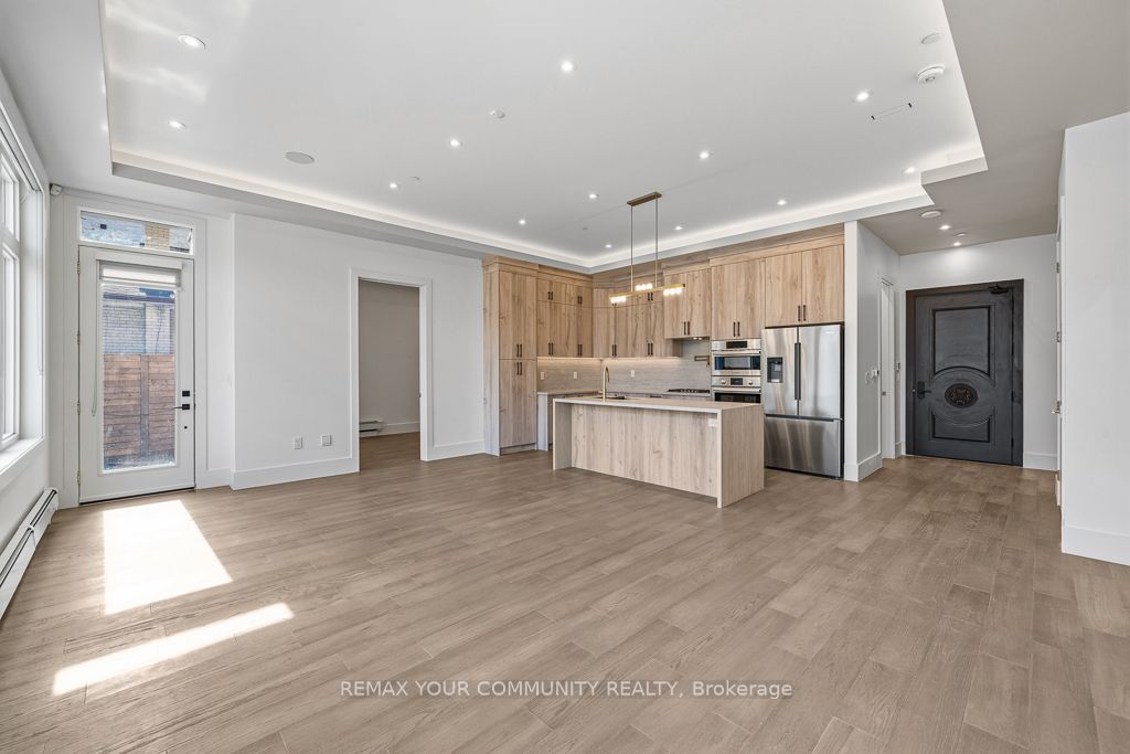 217 Churchill Avenue Aurelia Suite, Toronto, ON M2R 1E2 photo 5