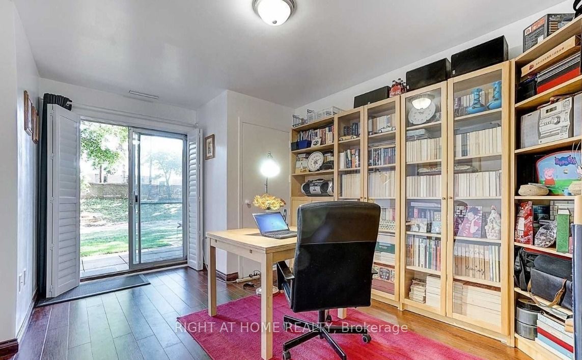 165 GF Cherokee Boulevard 149, Toronto, ON M2J 4T7 photo 2