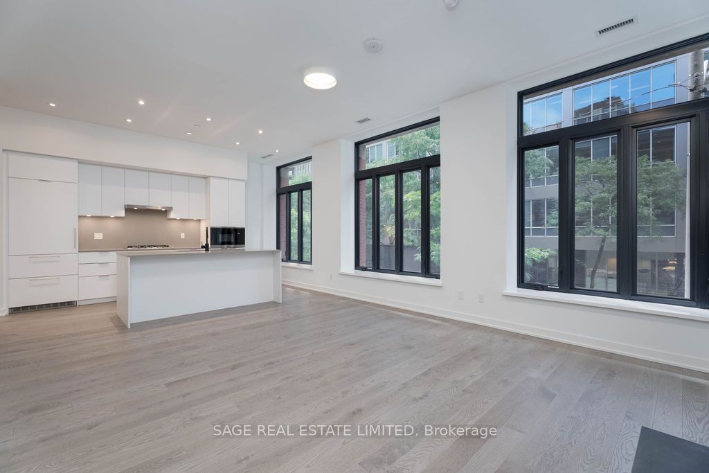 22 Lombard Street 205, Toronto, ON M5C 1M1 photo 2