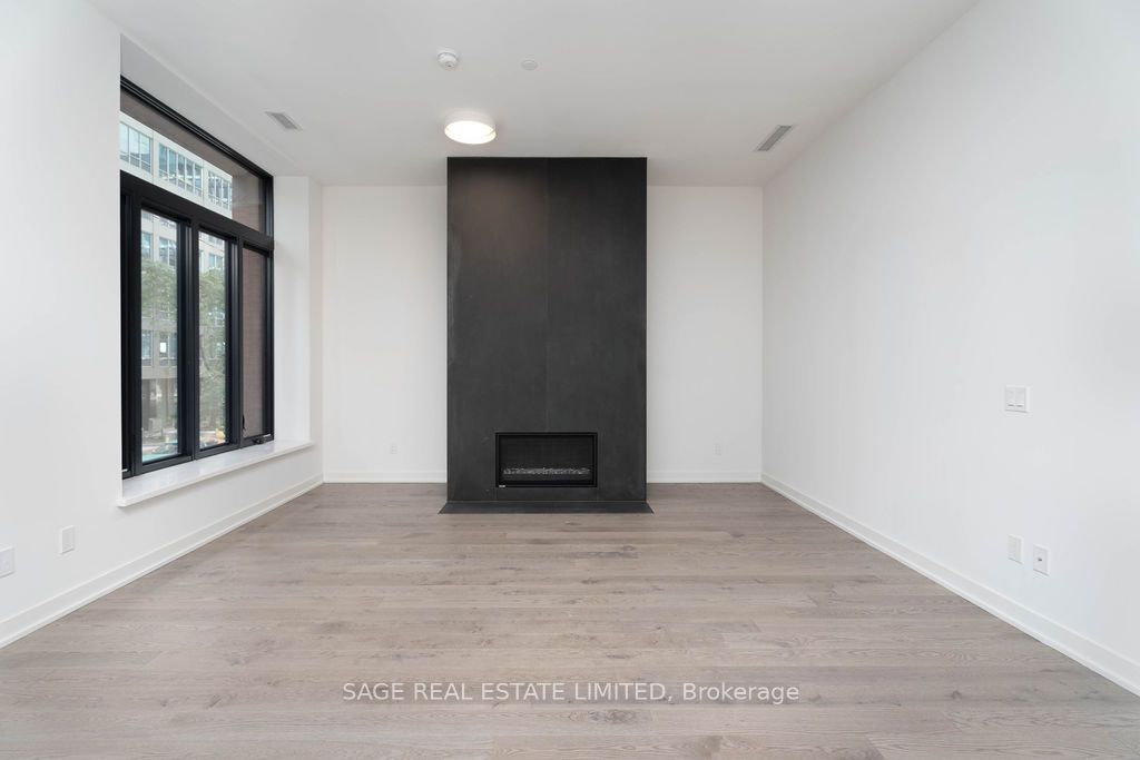 22 Lombard Street 205, Toronto, ON M5C 1M1 photo 4