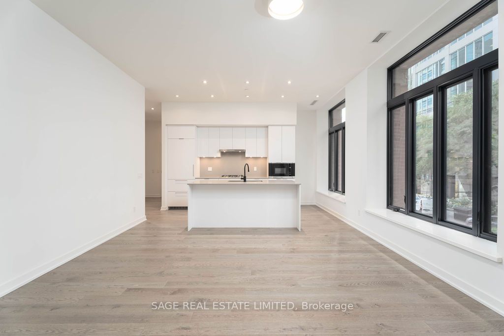 22 Lombard Street 205, Toronto, ON M5C 1M1 photo 5