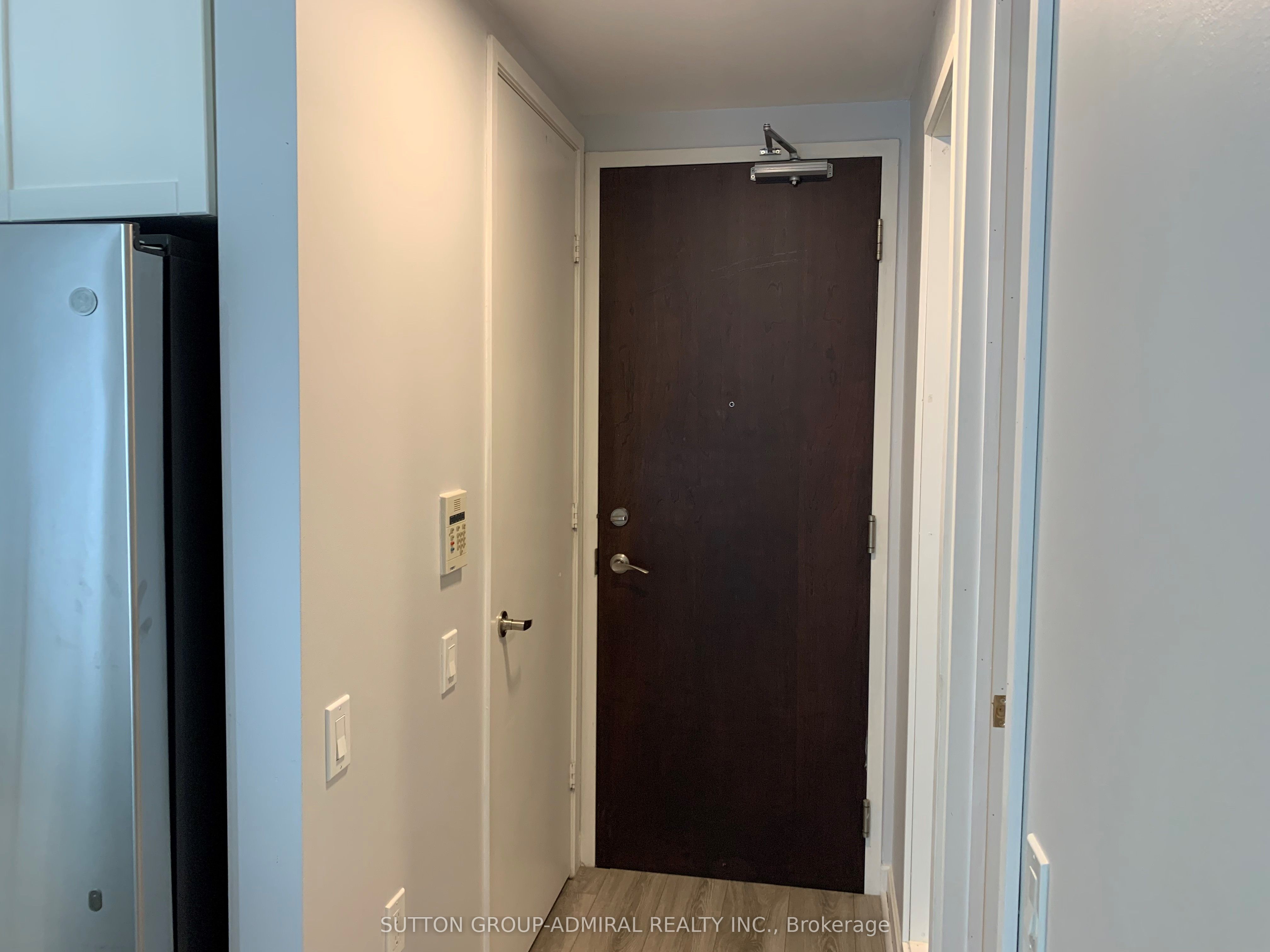 85 Bloor Street E 1913, Toronto, ON M4W 3Y1 photo 4