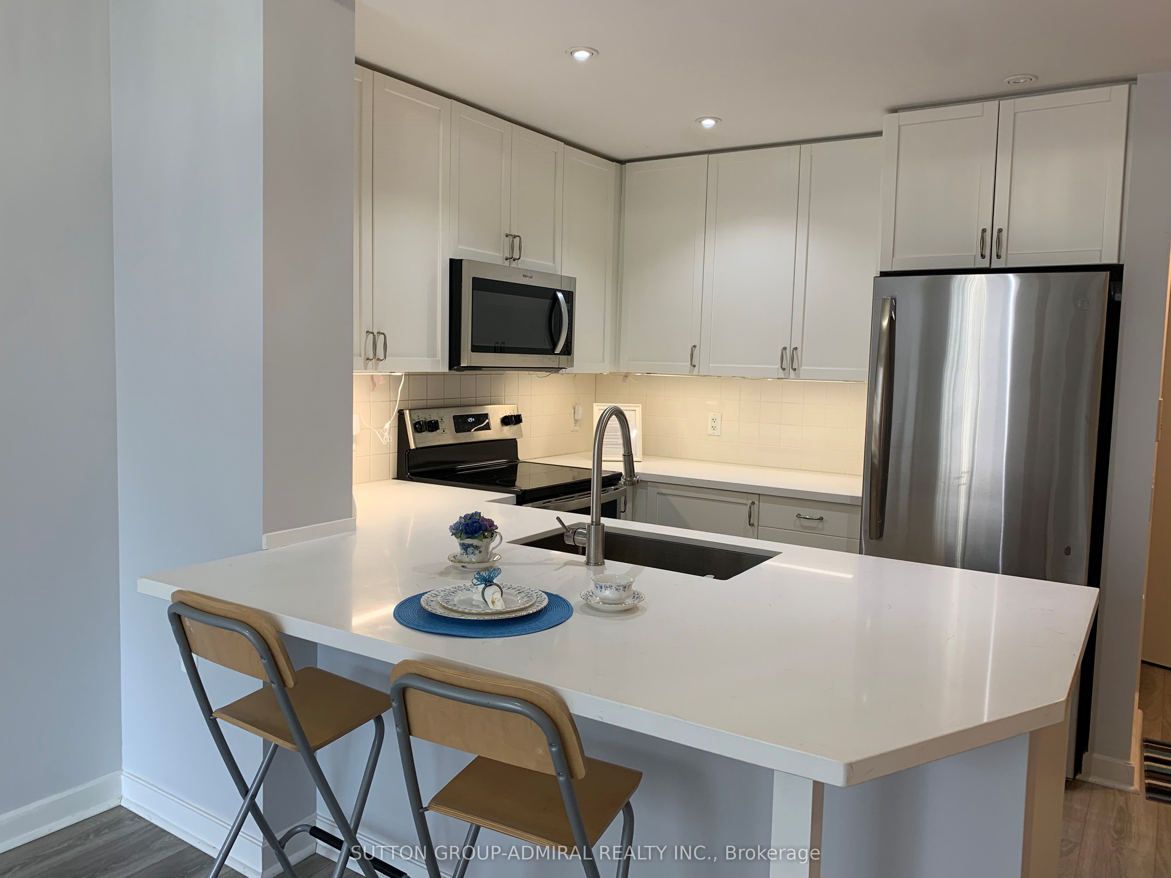 85 Bloor Street E 1913, Toronto, ON M4W 3Y1 photo 5