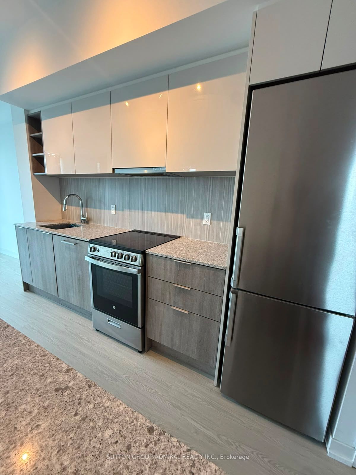 31 Tippett Road 1015, Toronto, ON M3H 0C8 photo 2