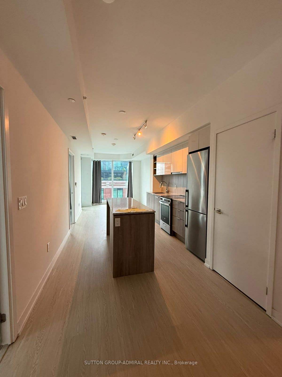 31 Tippett Road 1015, Toronto, ON M3H 0C8 photo 3