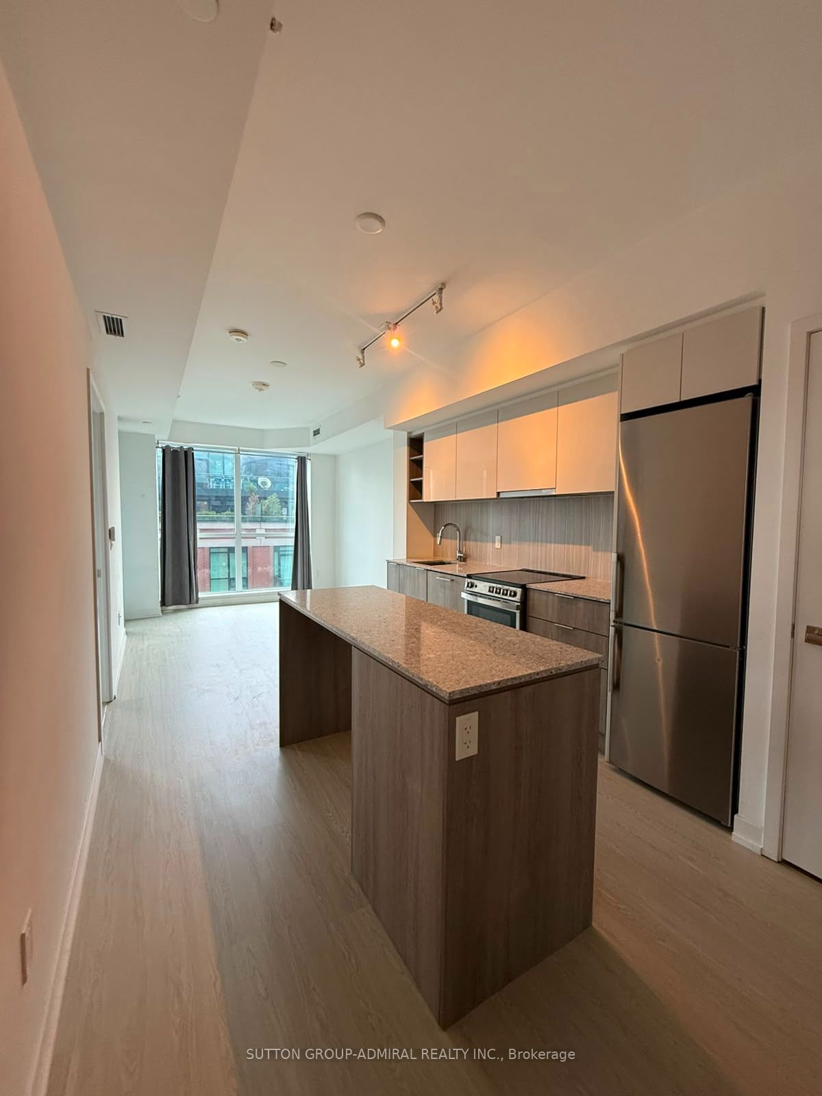 31 Tippett Road 1015, Toronto, ON M3H 0C8 photo 4